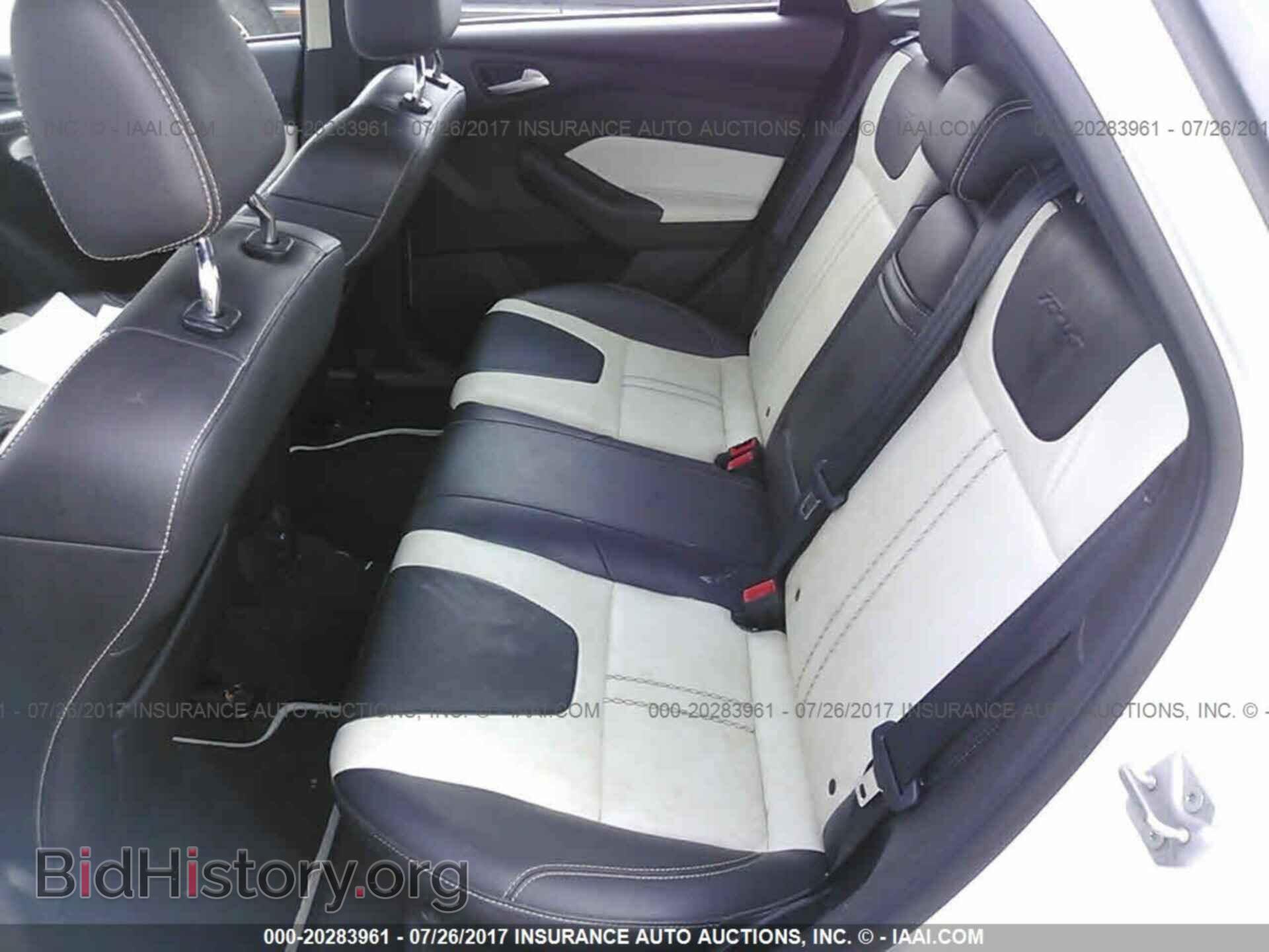 2012 Ford Focus - VIN: 1FAHP3M22CL263515 - Photo 8