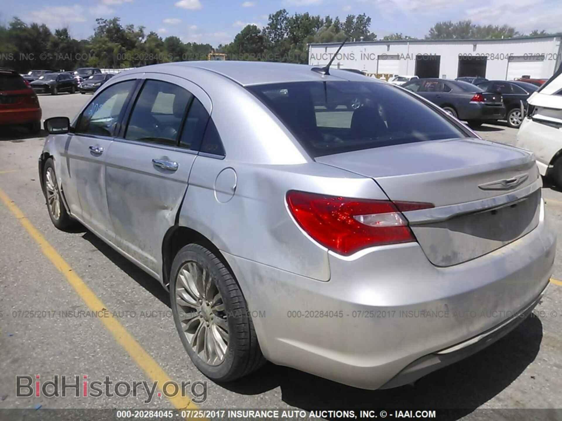 2012 Chrysler 200 - VIN: 1C3CCBCG9CN326349 - Фото 3