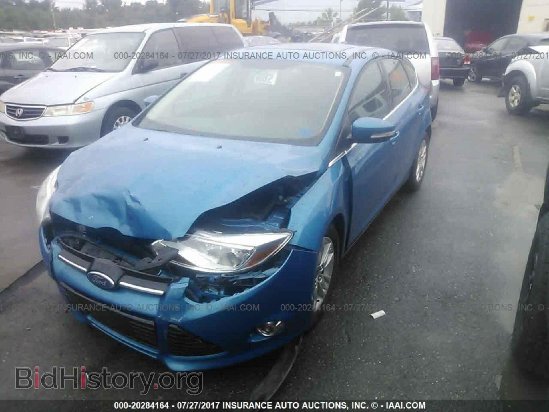 2012 Ford Focus - VIN: 1FAHP3M23CL218700 - Photo 2