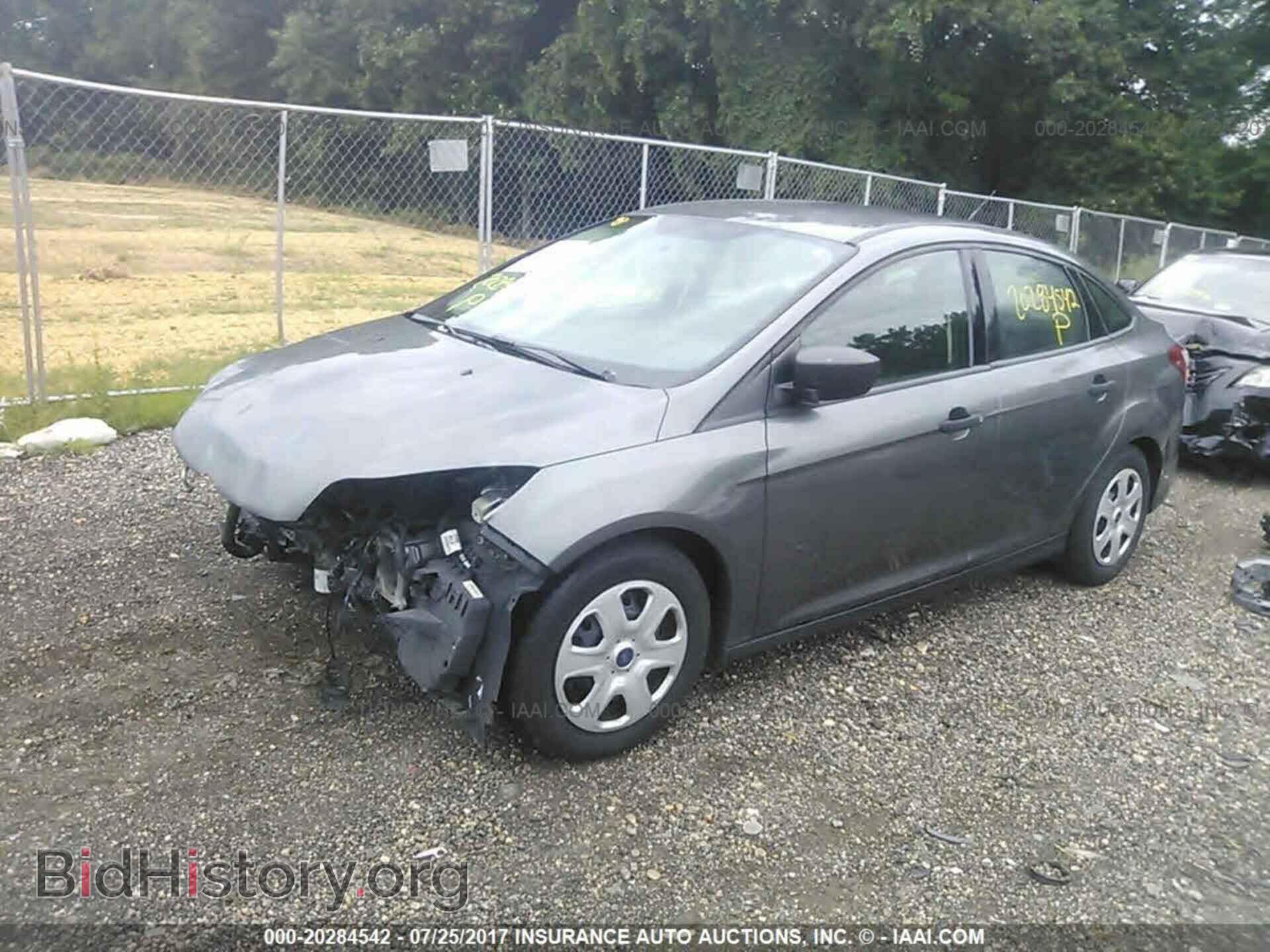 2013 Ford Focus - VIN: 1FADP3E24DL288866 - Фото 2