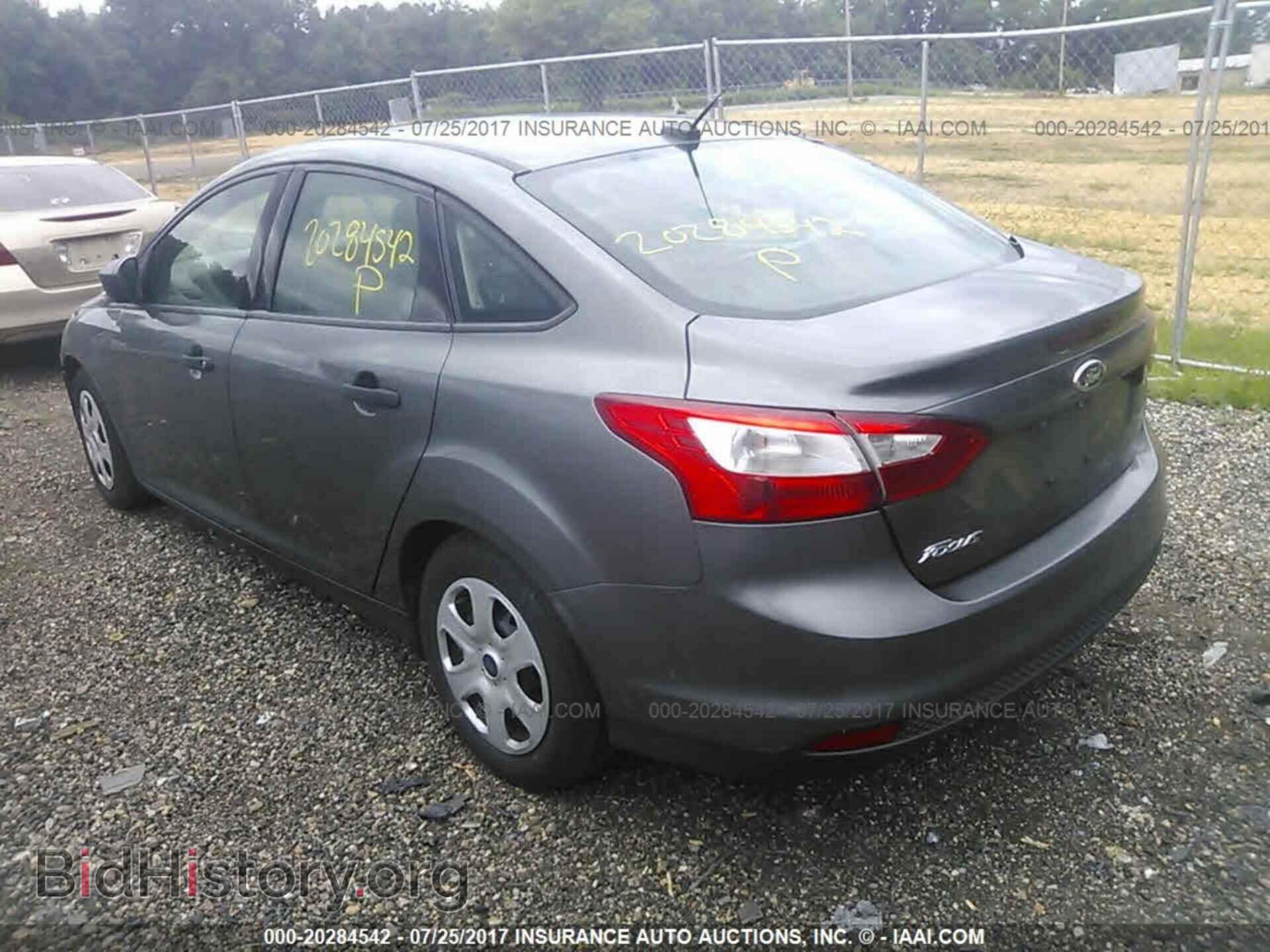 2013 Ford Focus - VIN: 1FADP3E24DL288866 - Фото 3