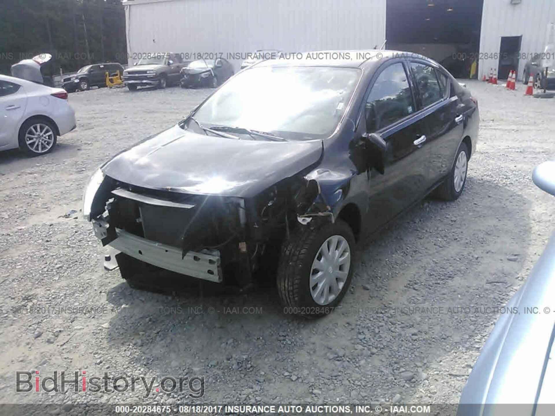 2017 Nissan Versa - VIN: 3N1CN7AP3HL805933 - Фото 2