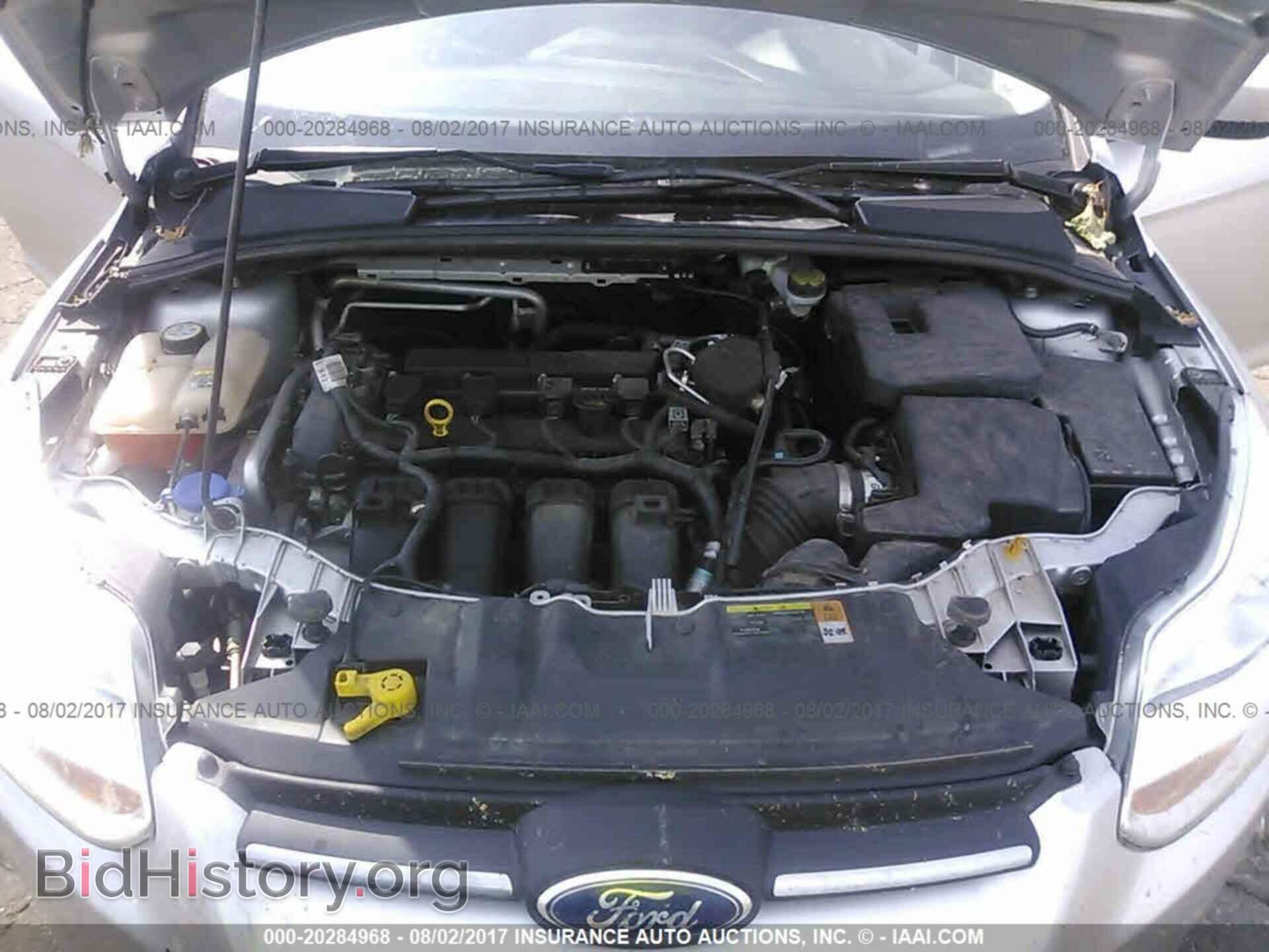 2012 Ford Focus - VIN: 1FAHP3F22CL201285 - Photo 10