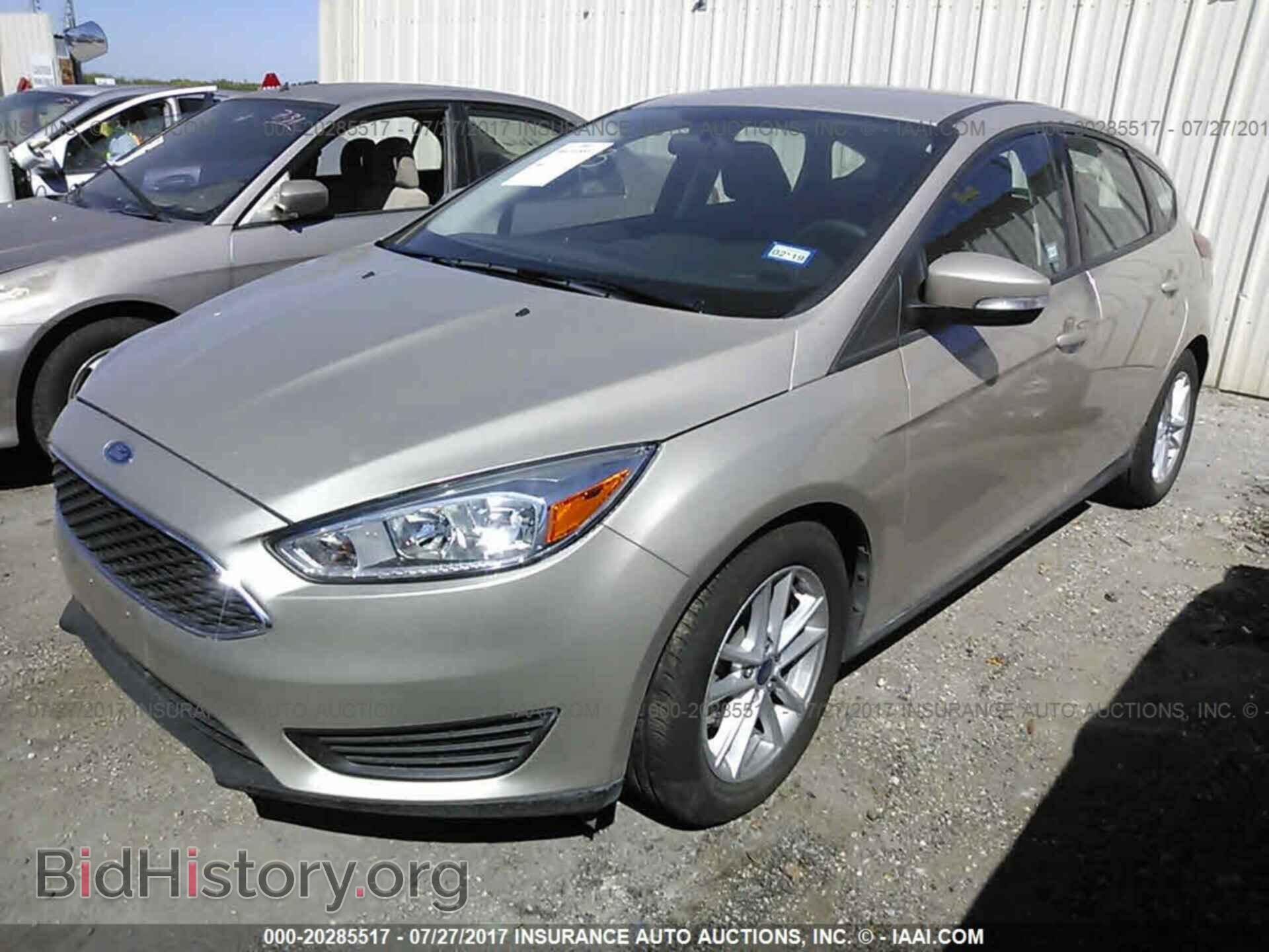 2017 Ford Focus - VIN: 1FADP3K27HL246766 - Photo 2