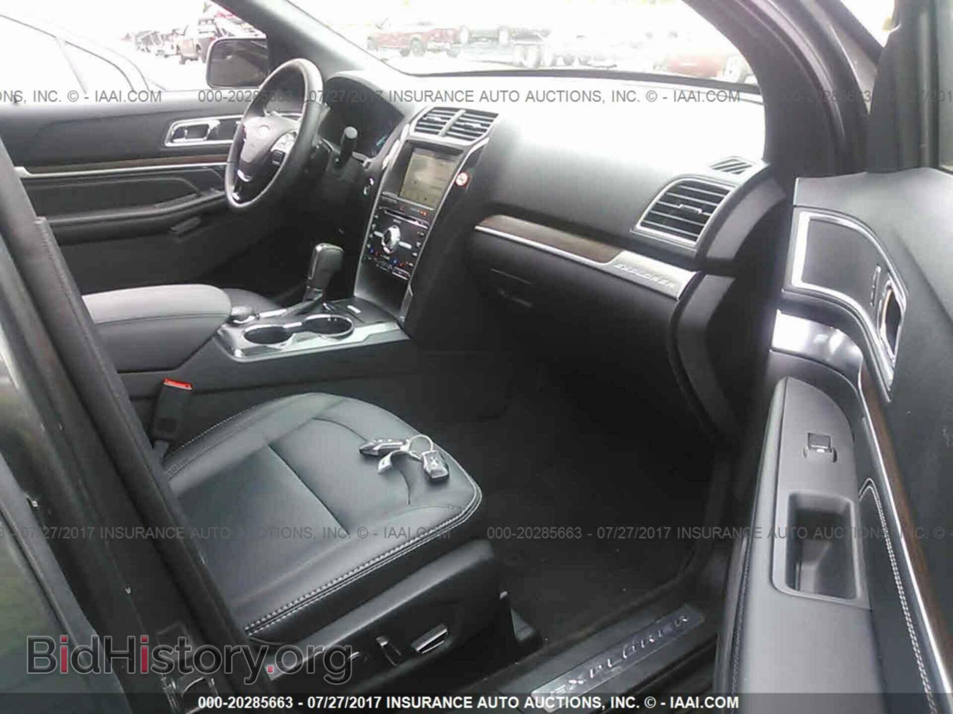 2017 Ford Explorer - VIN: 1FM5K8F86HGC93879 - Photo 5