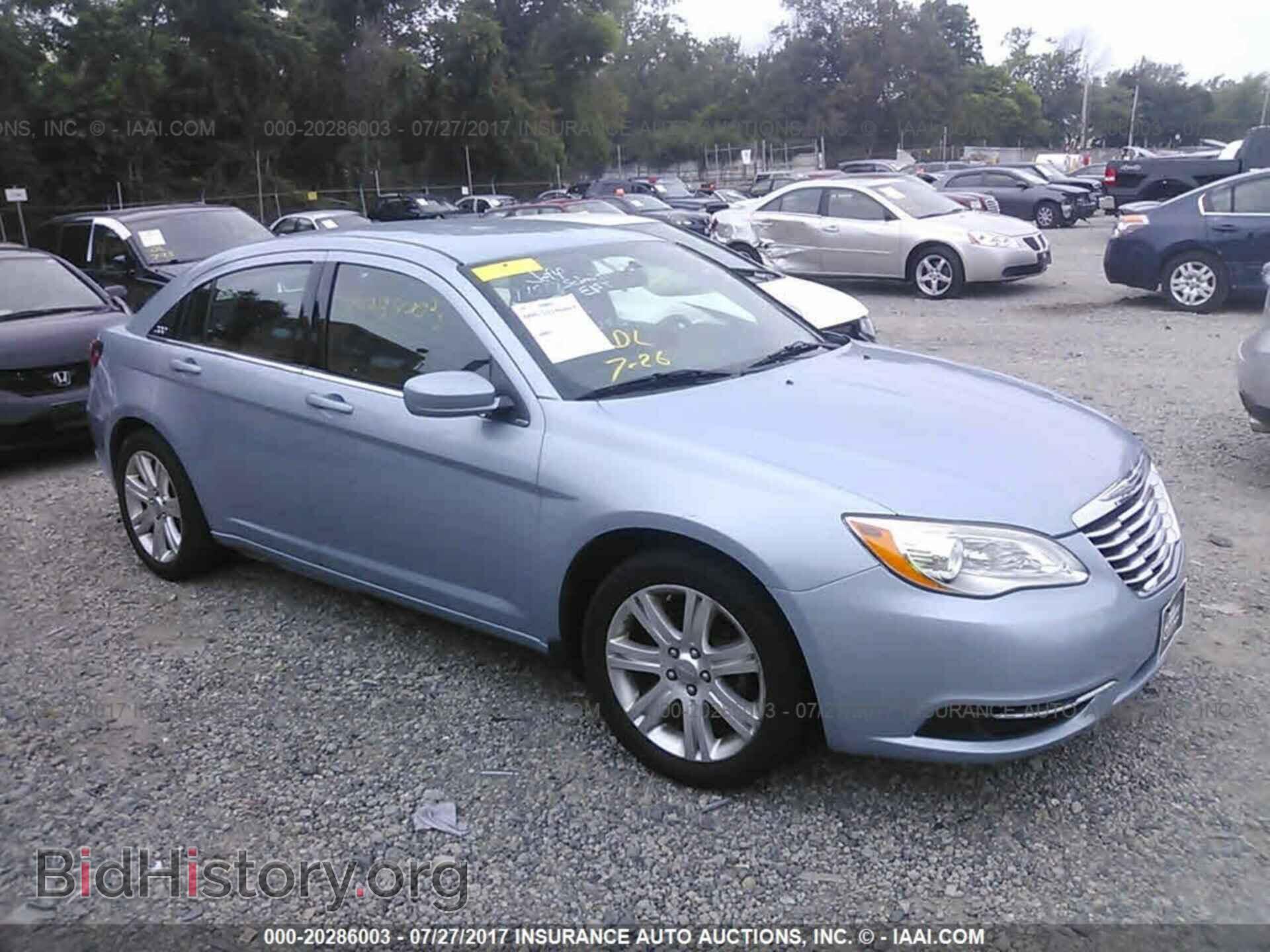 Фотография 1C3CCBBB8CN298792 - Chrysler 200 2012