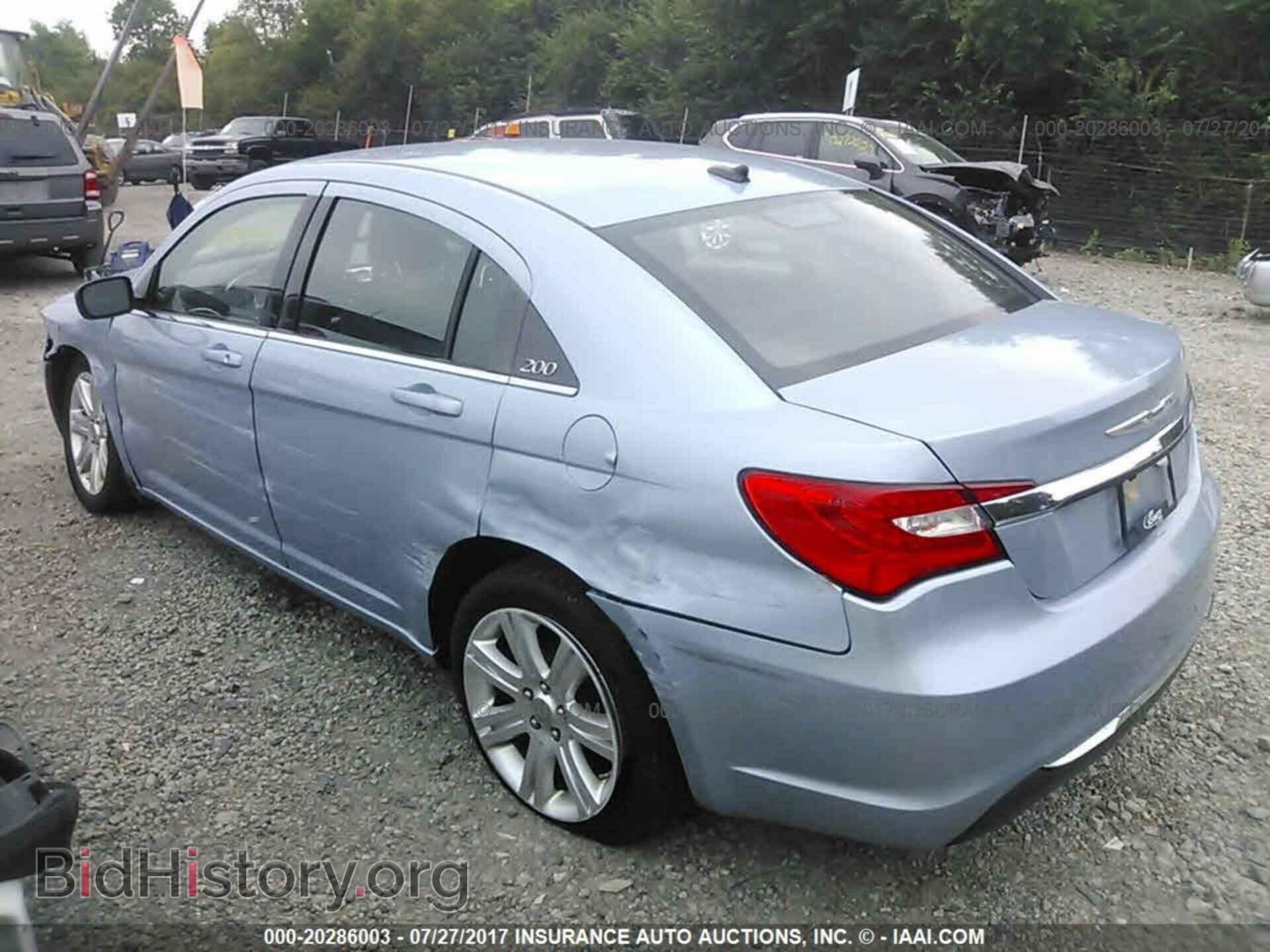 2012 Chrysler 200 - VIN: 1C3CCBBB8CN298792 - Фото 3