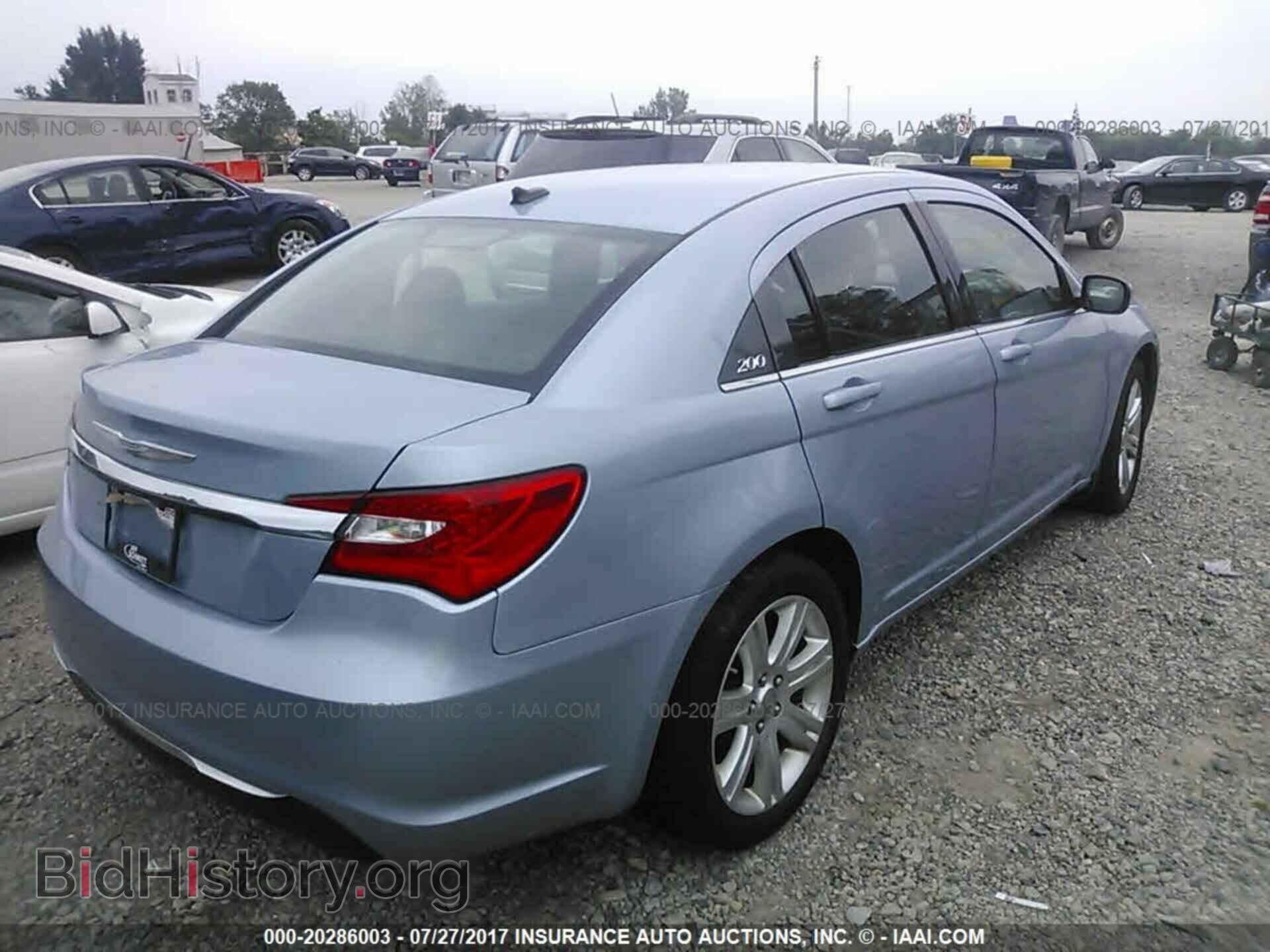 2012 Chrysler 200 - VIN: 1C3CCBBB8CN298792 - Фото 4
