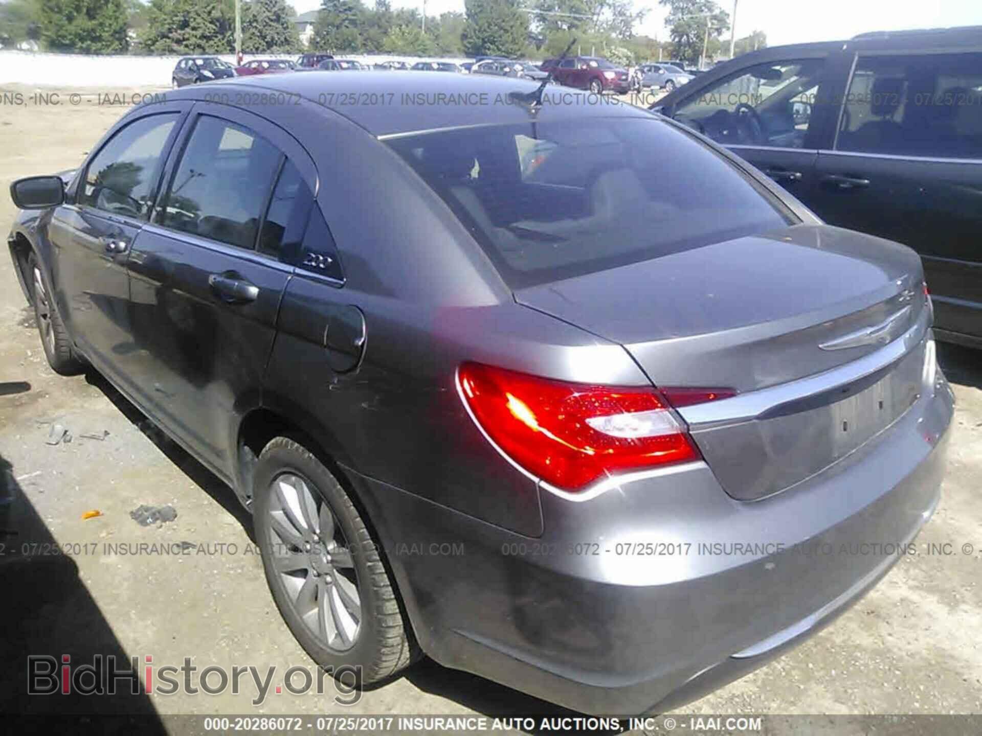 2012 Chrysler 200 - VIN: 1C3CCBBB0CN288192 - Photo 3