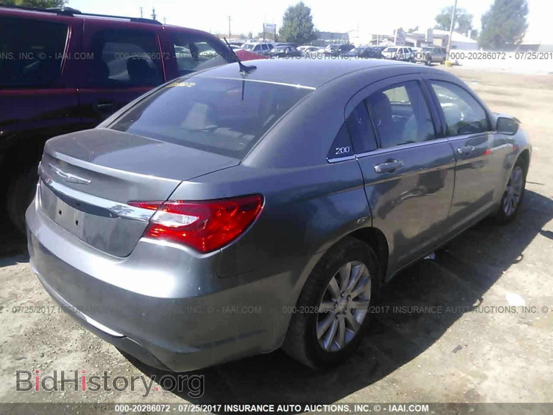 2012 Chrysler 200 - VIN: 1C3CCBBB0CN288192 - Photo 4
