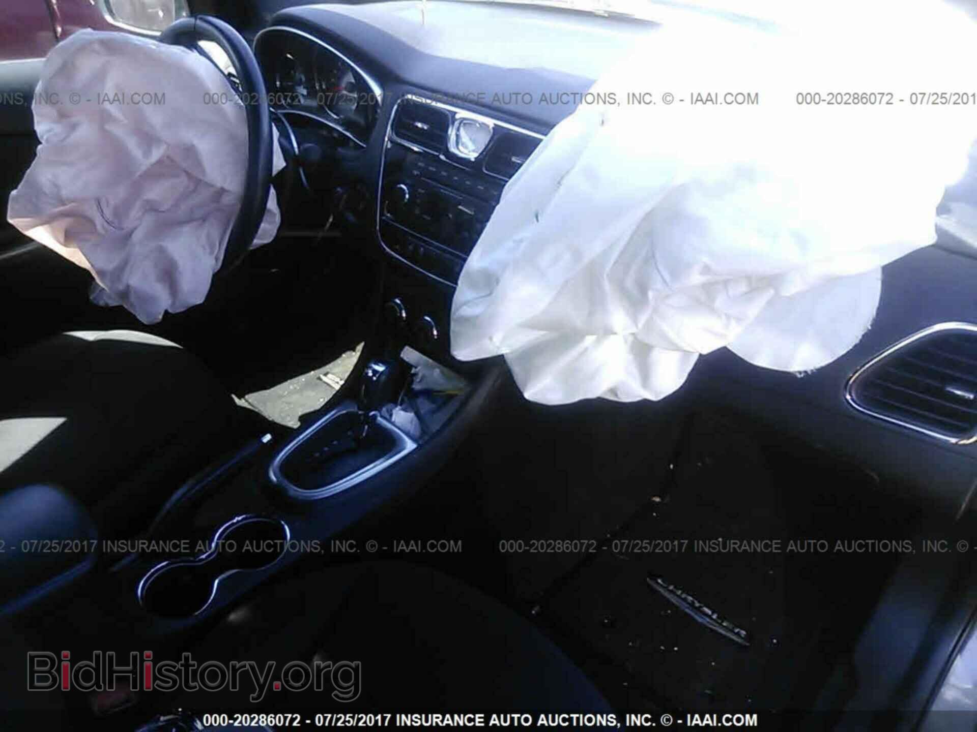 2012 Chrysler 200 - VIN: 1C3CCBBB0CN288192 - Photo 5