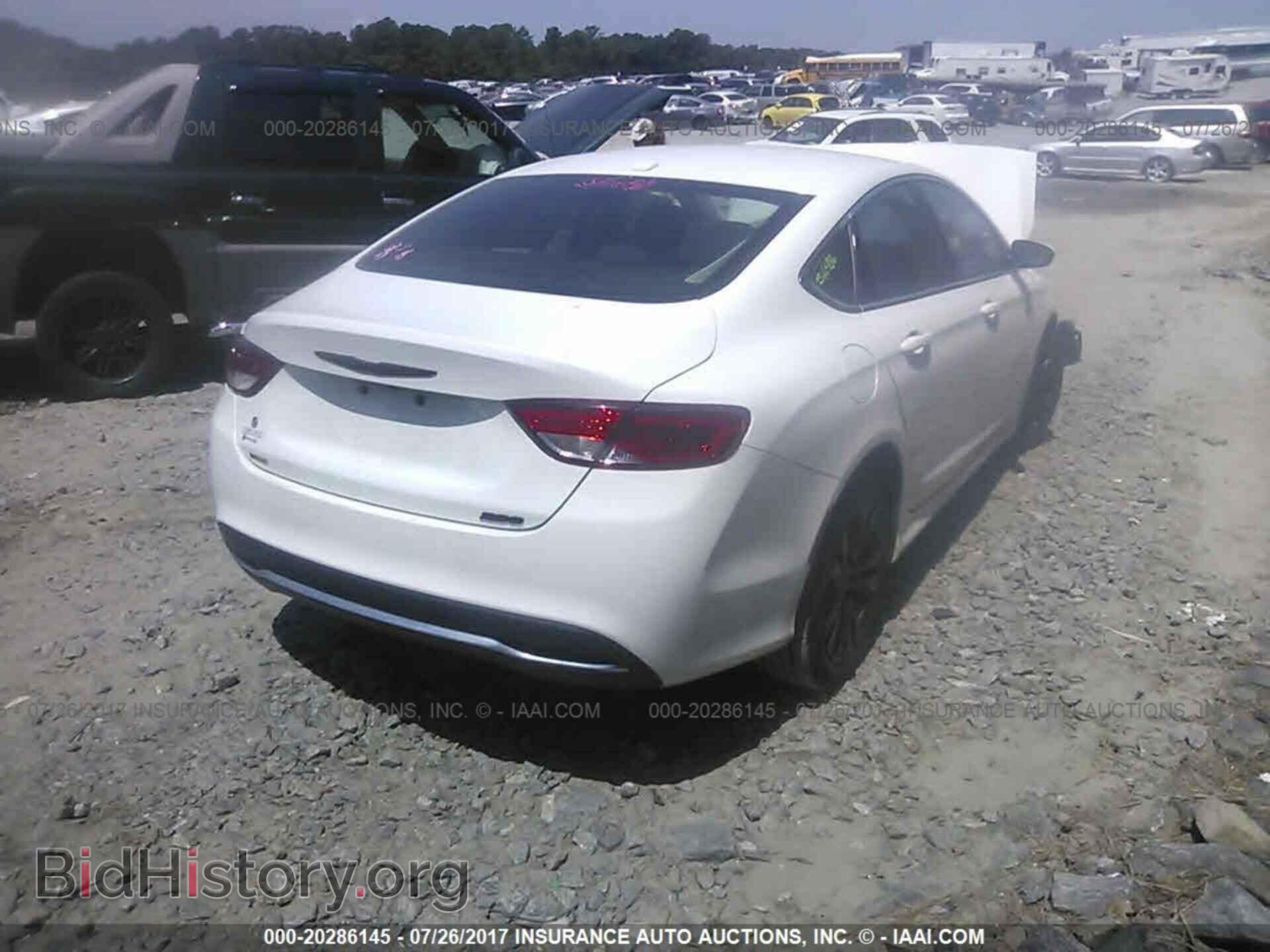 2015 Chrysler 200 - VIN: 1C3CCCAB2FN681204 - Photo 4