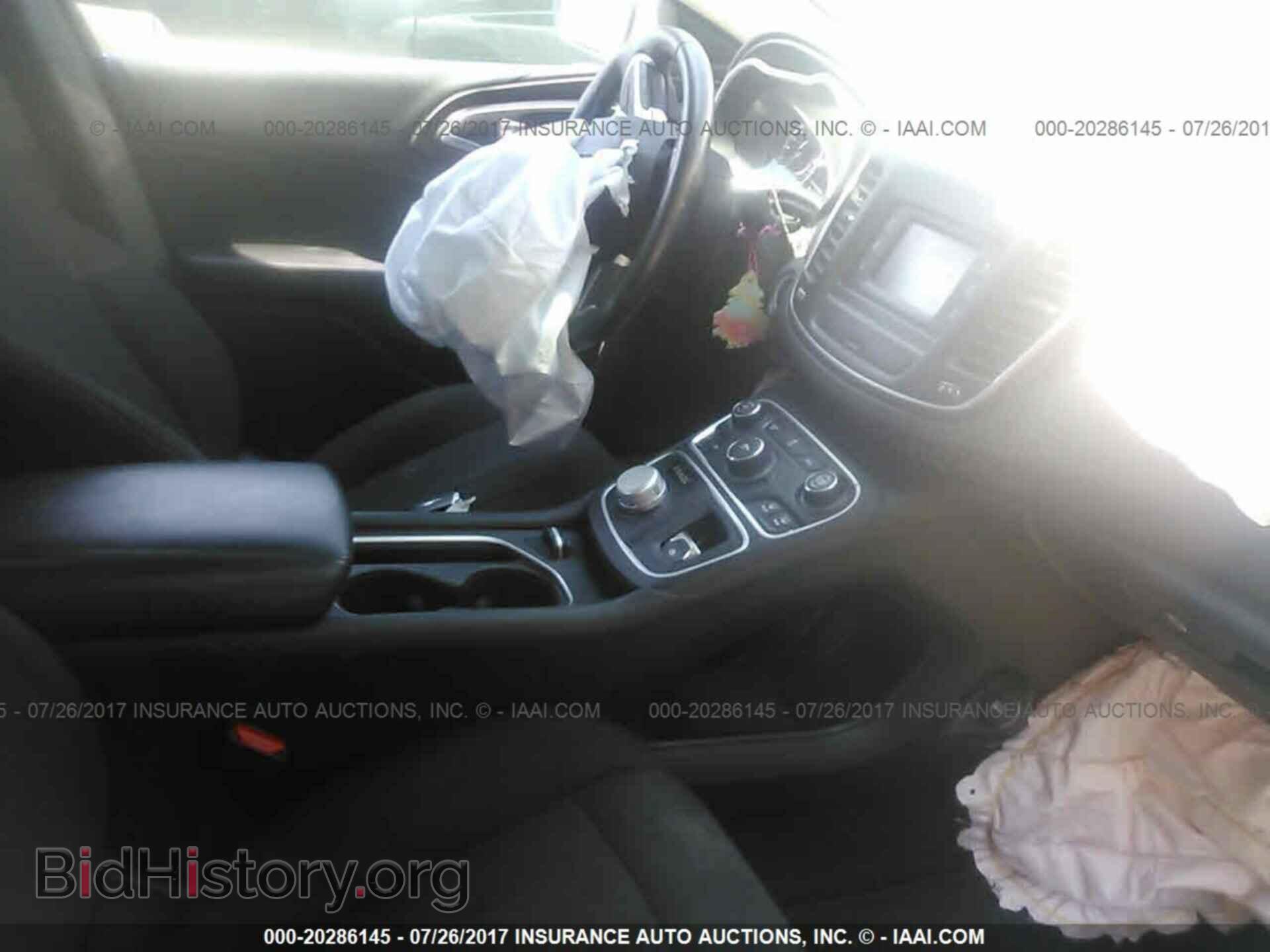 2015 Chrysler 200 - VIN: 1C3CCCAB2FN681204 - Photo 5