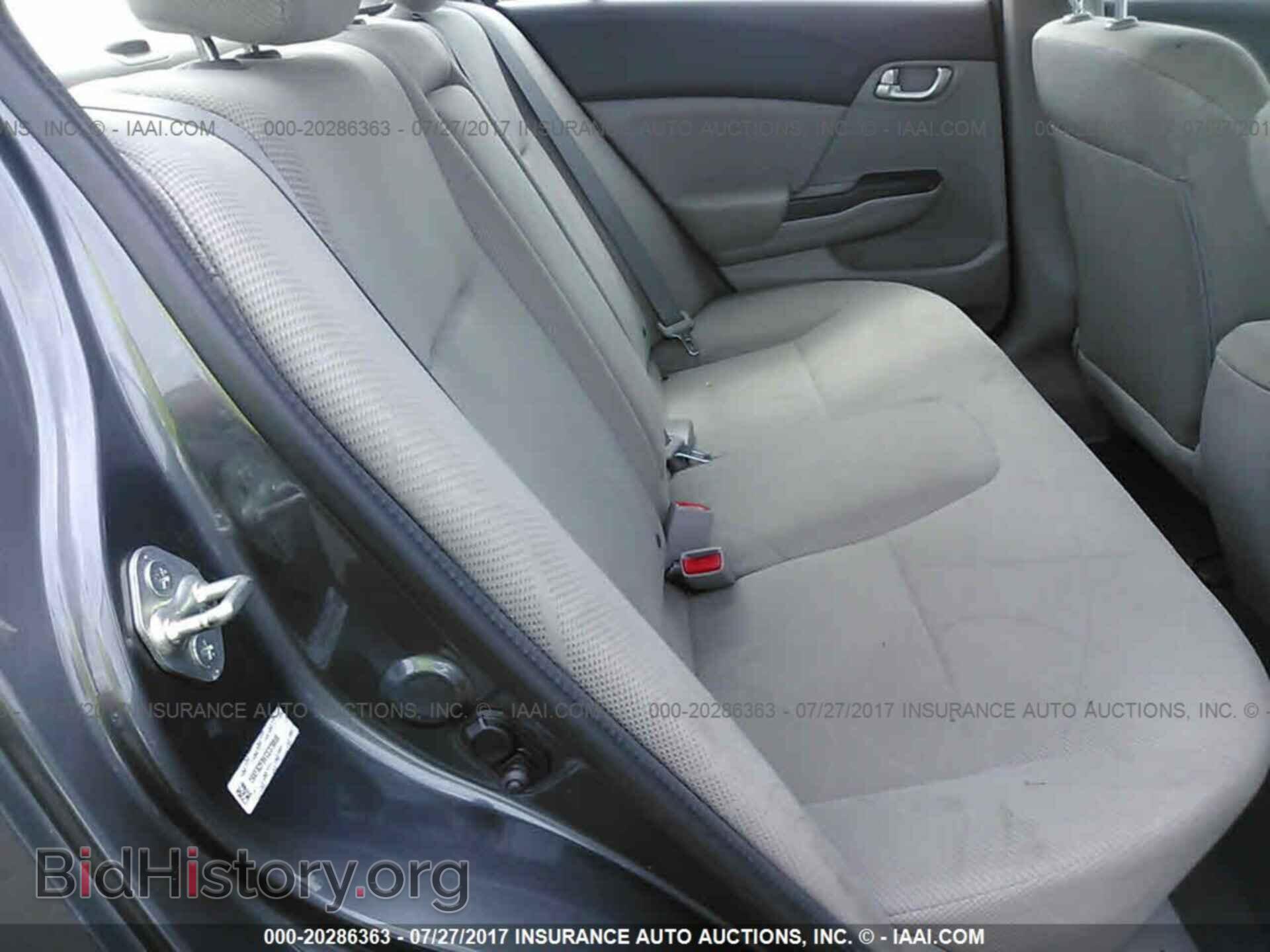 2012 Honda Civic - VIN: 19XFB2F86CE379868 - Photo 8