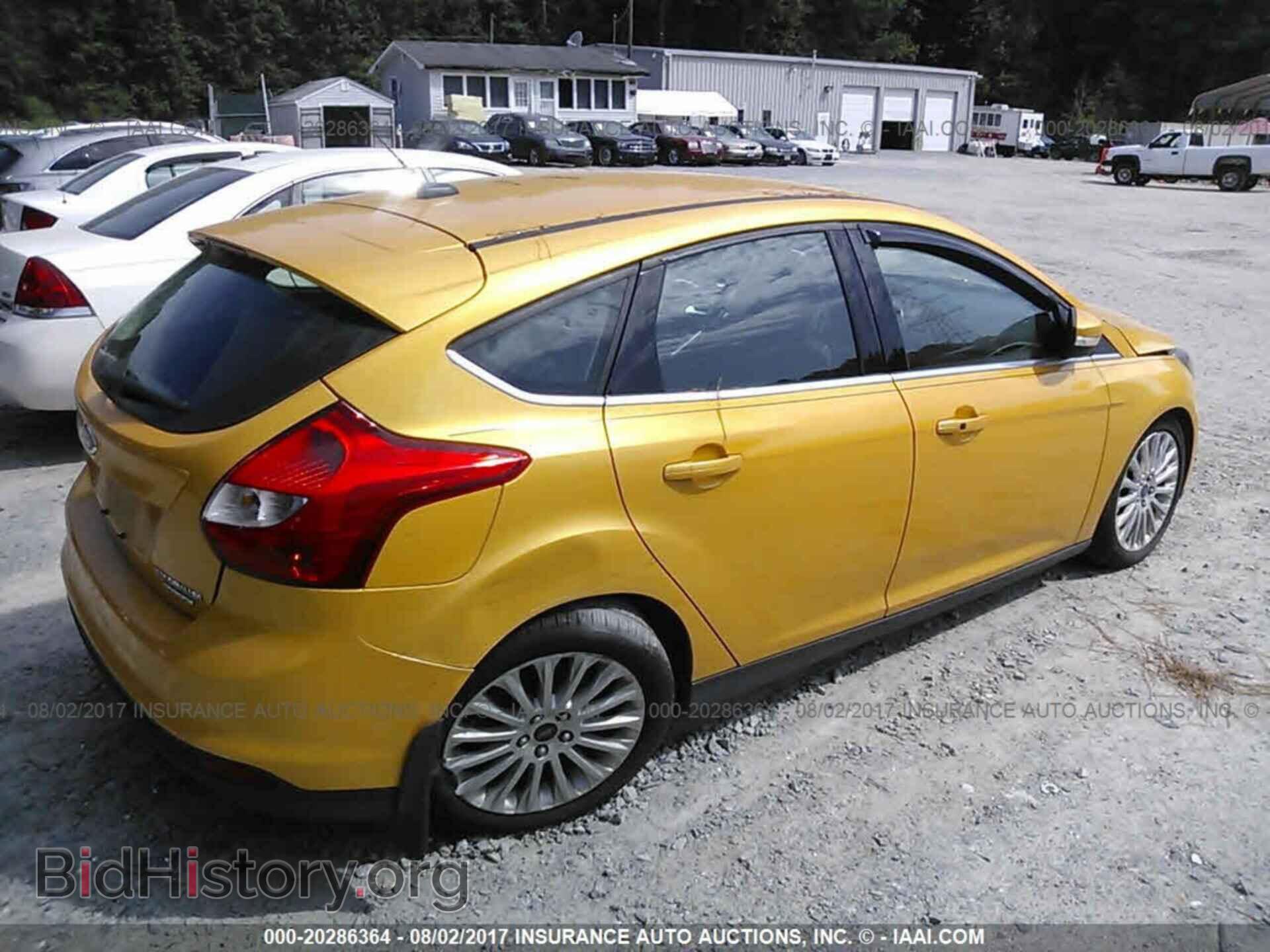 2012 Ford Focus - VIN: 1FAHP3N20CL473688 - Photo 4