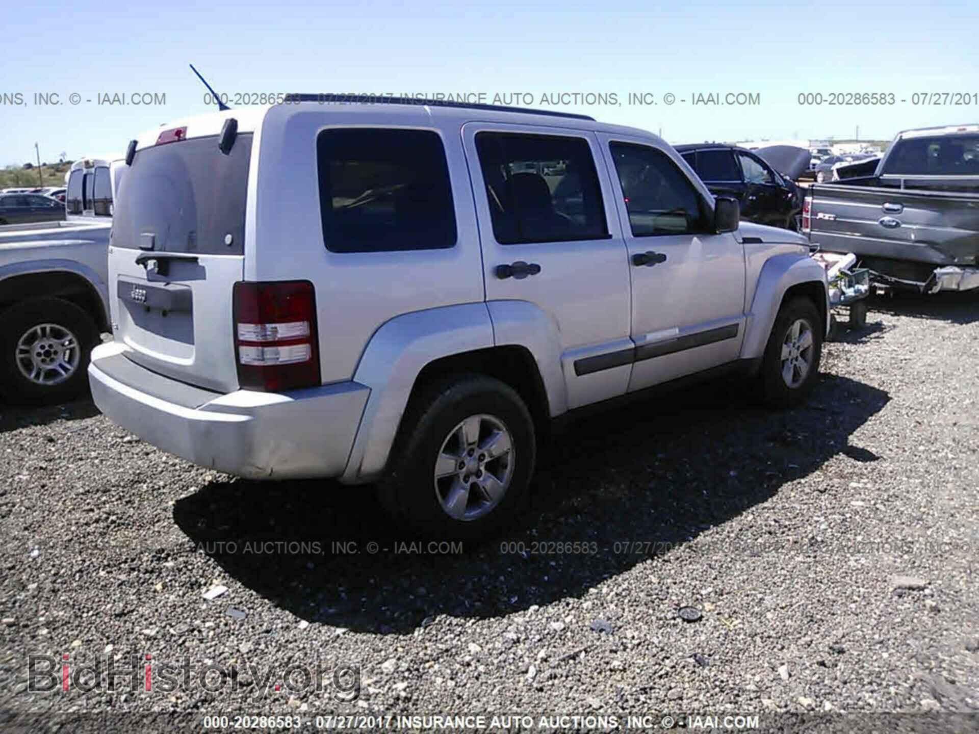 2012 Jeep Liberty - VIN: 1C4PJMAKXCW148225 - Фото 4