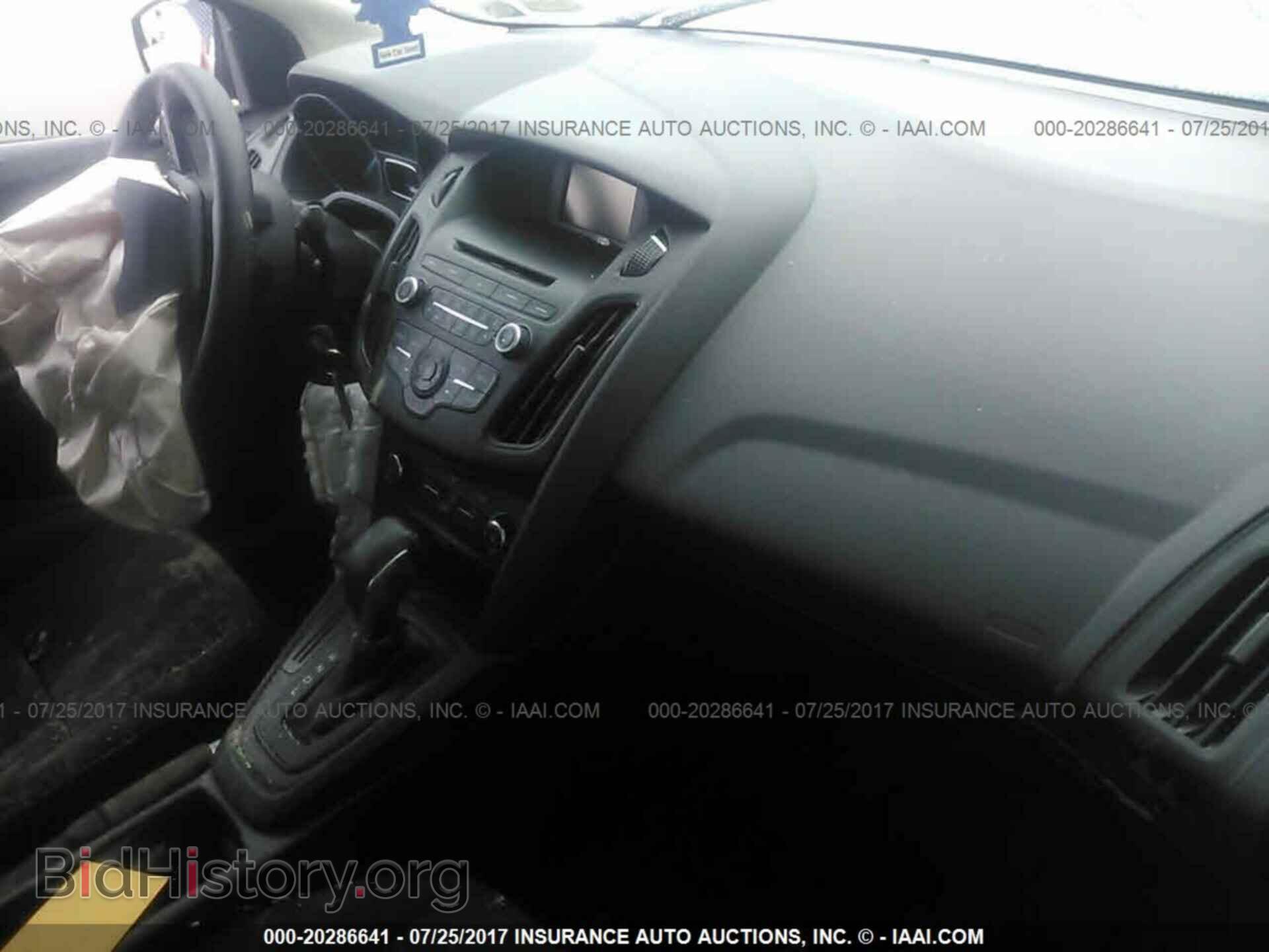 2016 Ford Focus - VIN: 1FADP3E20GL279148 - Фото 5