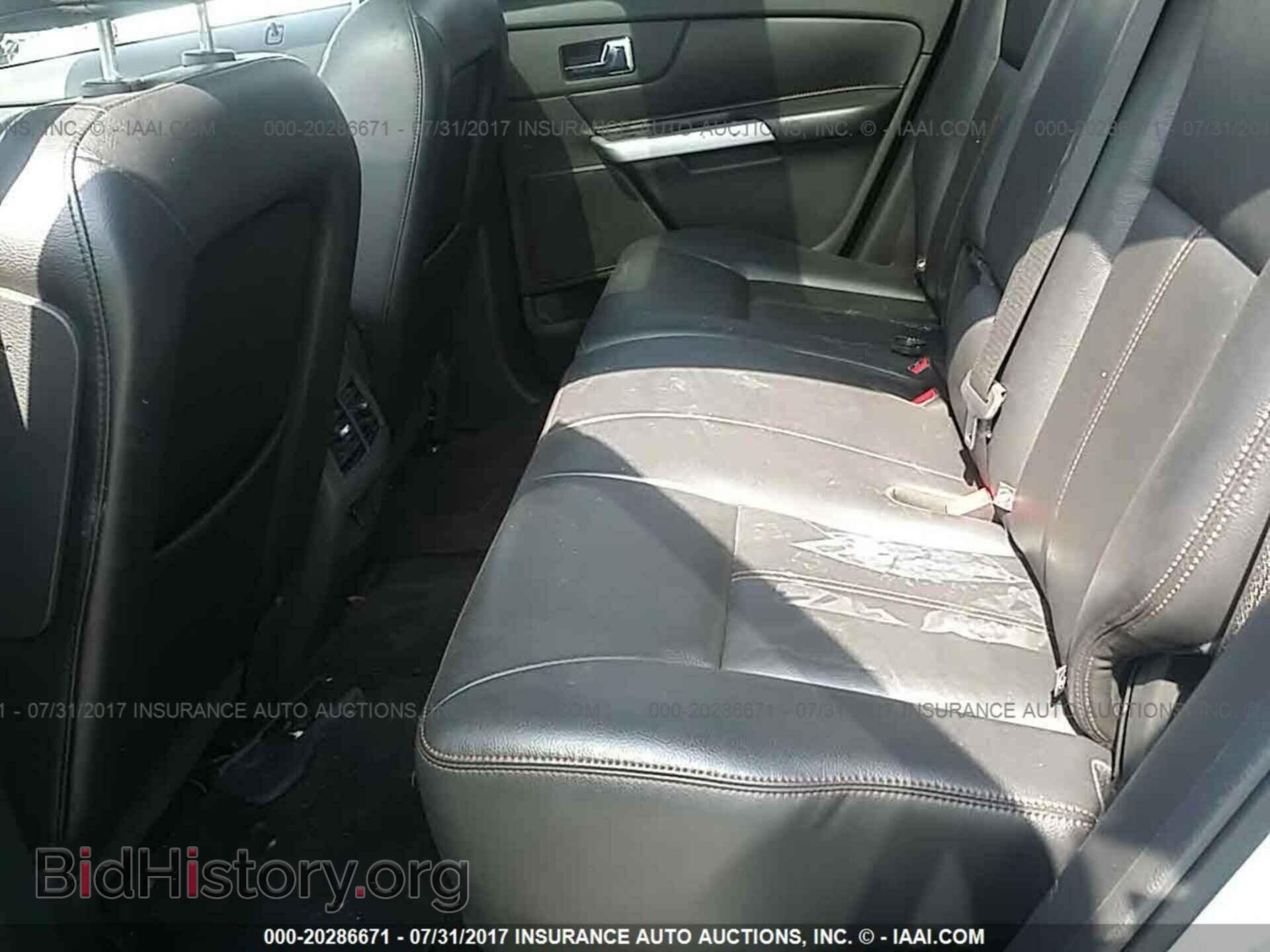 2011 Ford Edge - VIN: 2FMDK3KC8BBA30283 - Photo 8