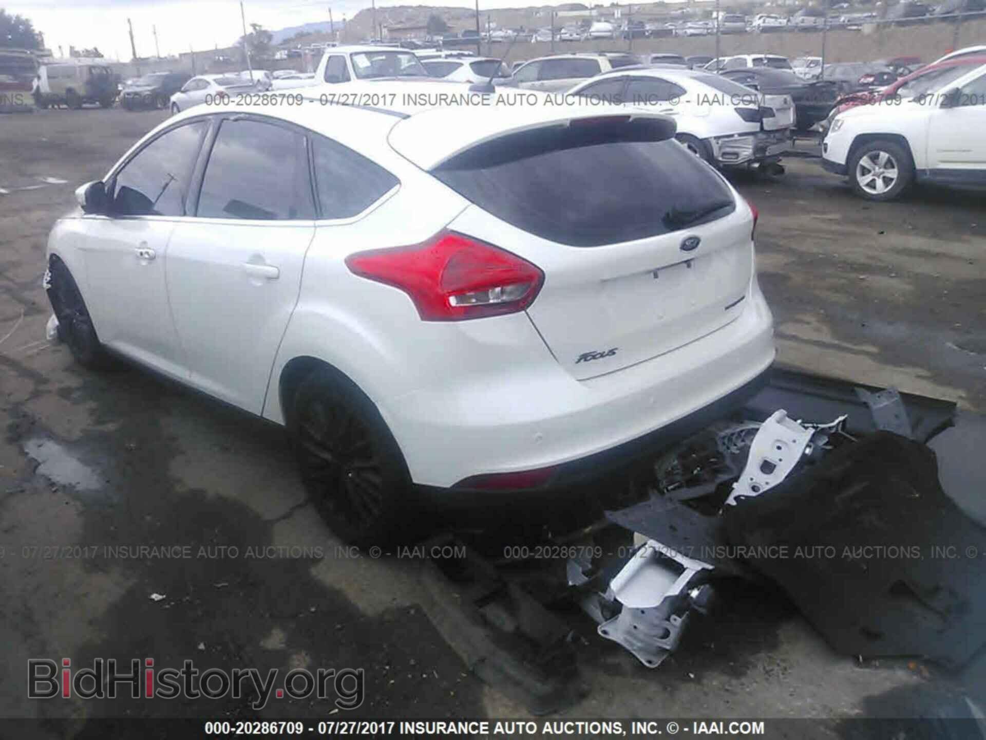 2016 Ford Focus - VIN: 1FADP3N20GL299450 - Фото 3