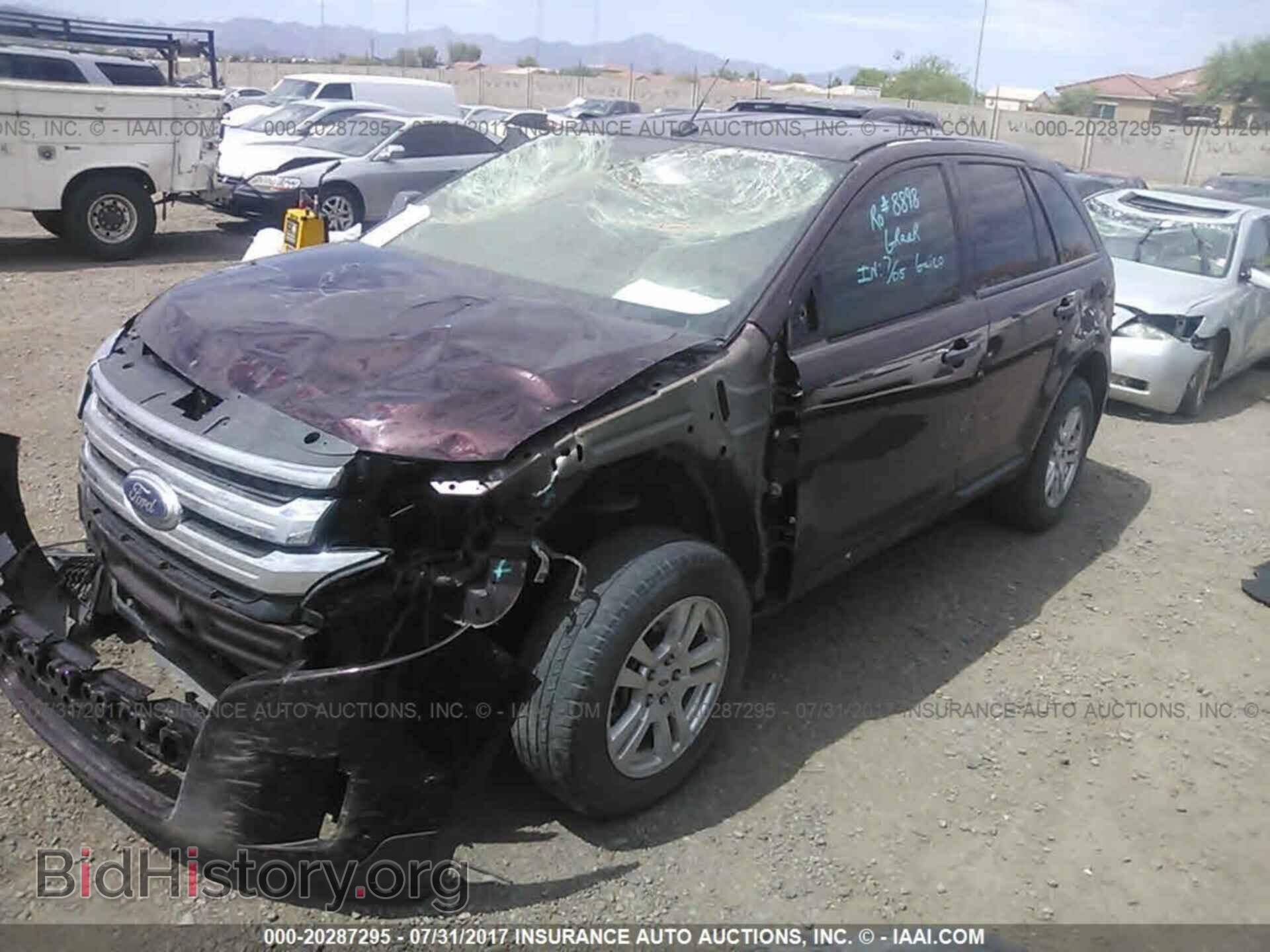 2011 Ford Edge - VIN: 2FMDK3GC6BBA64652 - Фото 2