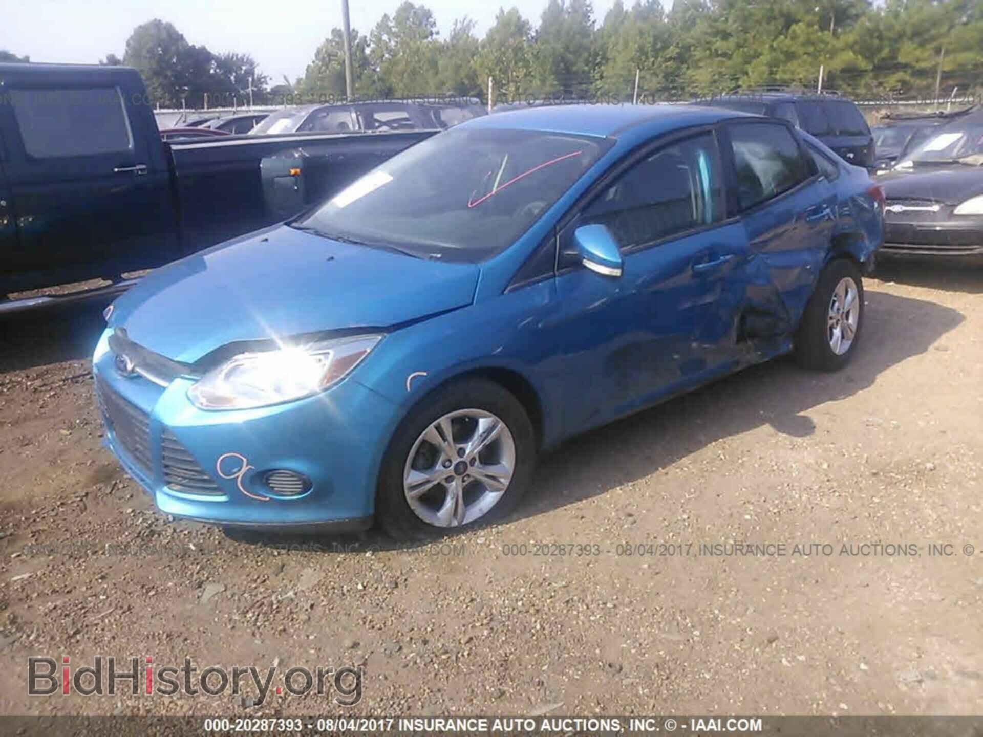2013 Ford Focus - VIN: 1FADP3F25DL112293 - Photo 2
