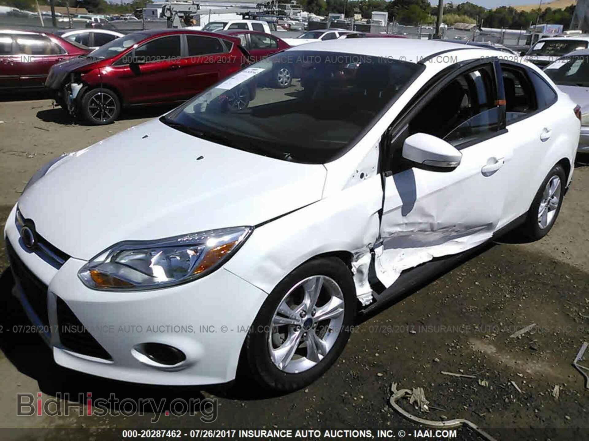 2014 Ford Focus - VIN: 1FADP3F20EL350389 - Фото 2
