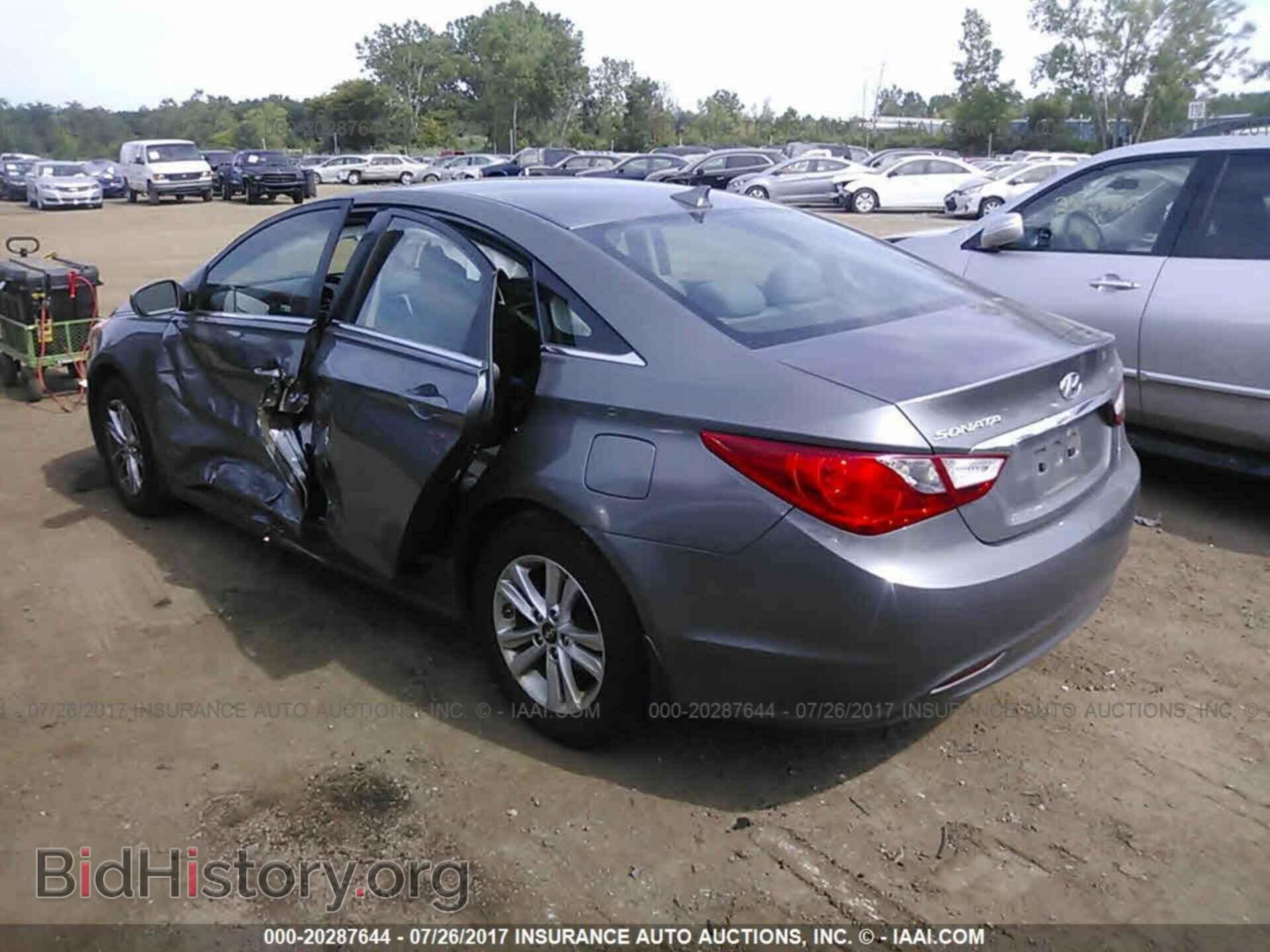 2012 Hyundai Sonata - VIN: 5NPEB4AC3CH443668 - Фото 3