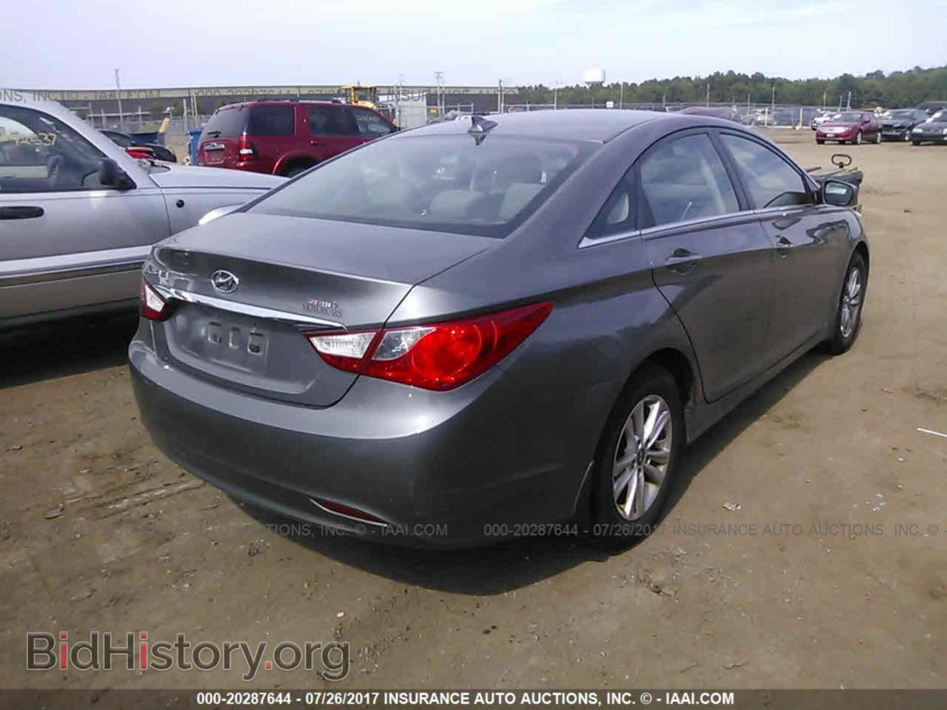 2012 Hyundai Sonata - VIN: 5NPEB4AC3CH443668 - Фото 4