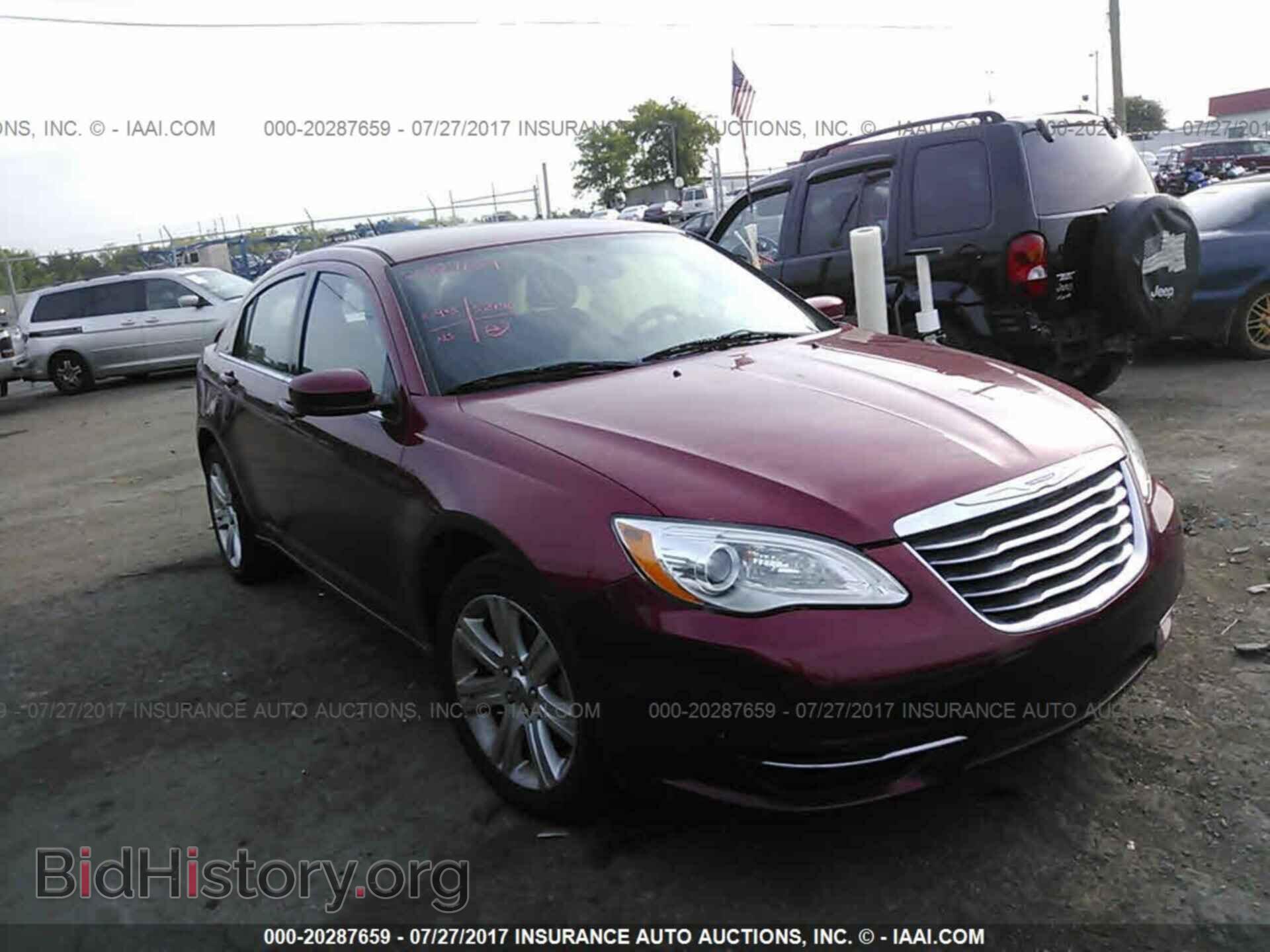 Photo 1C3CCBBB0DN525376 - Chrysler 200 2013
