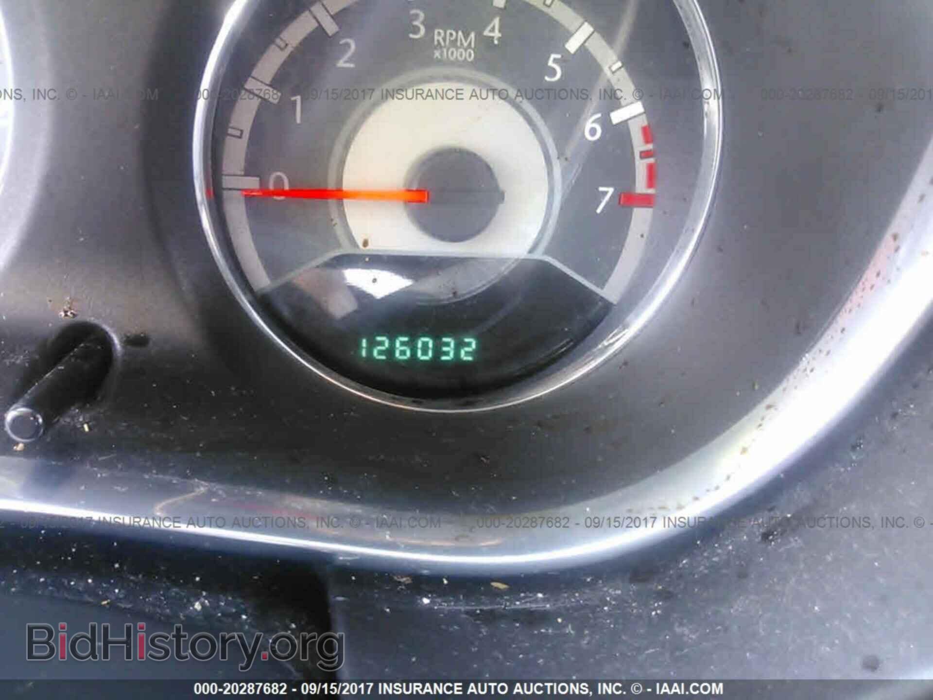 2013 Chrysler 200 - VIN: 1C3CCBAB8DN640969 - Photo 7