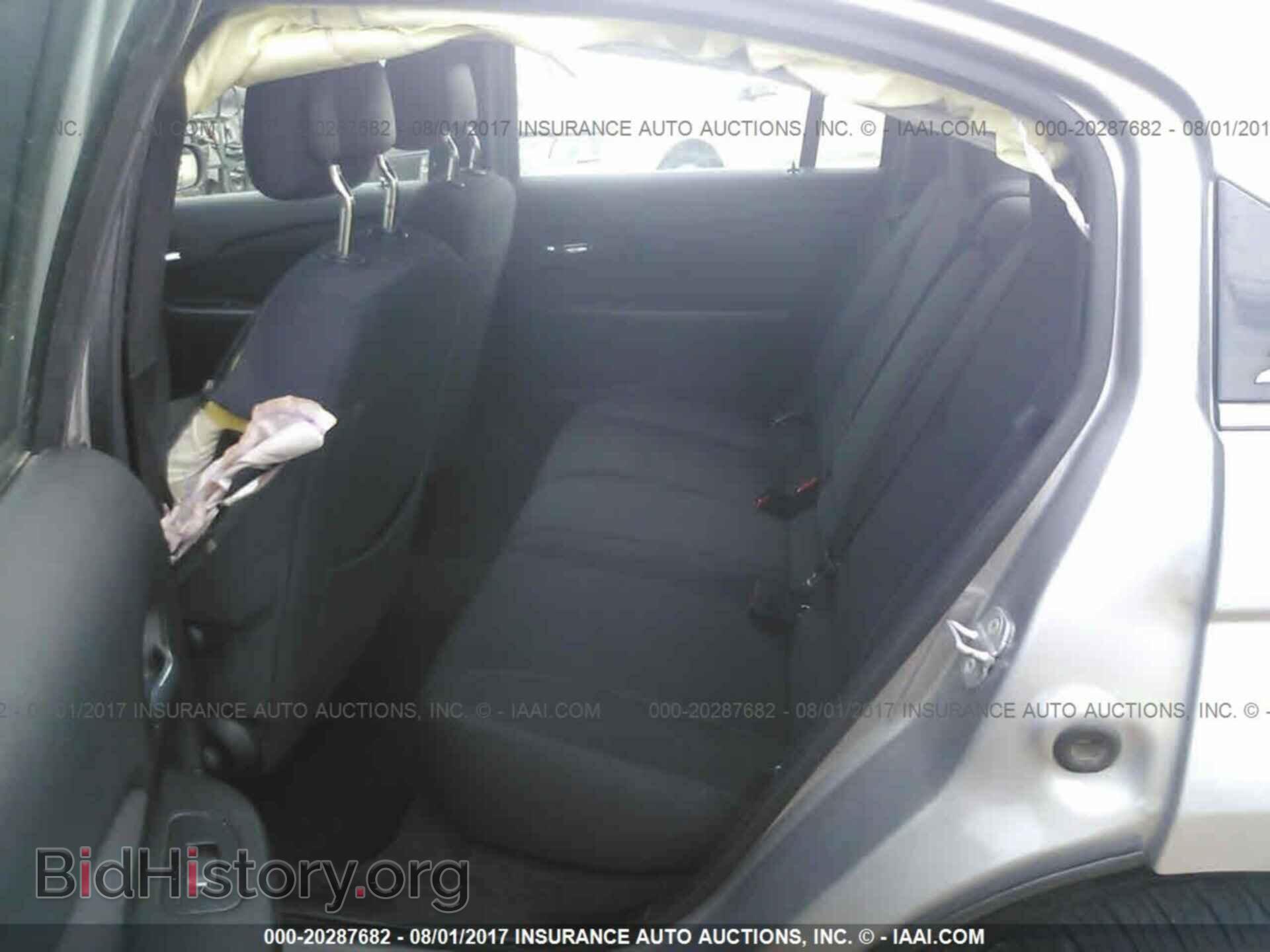 2013 Chrysler 200 - VIN: 1C3CCBAB8DN640969 - Photo 8