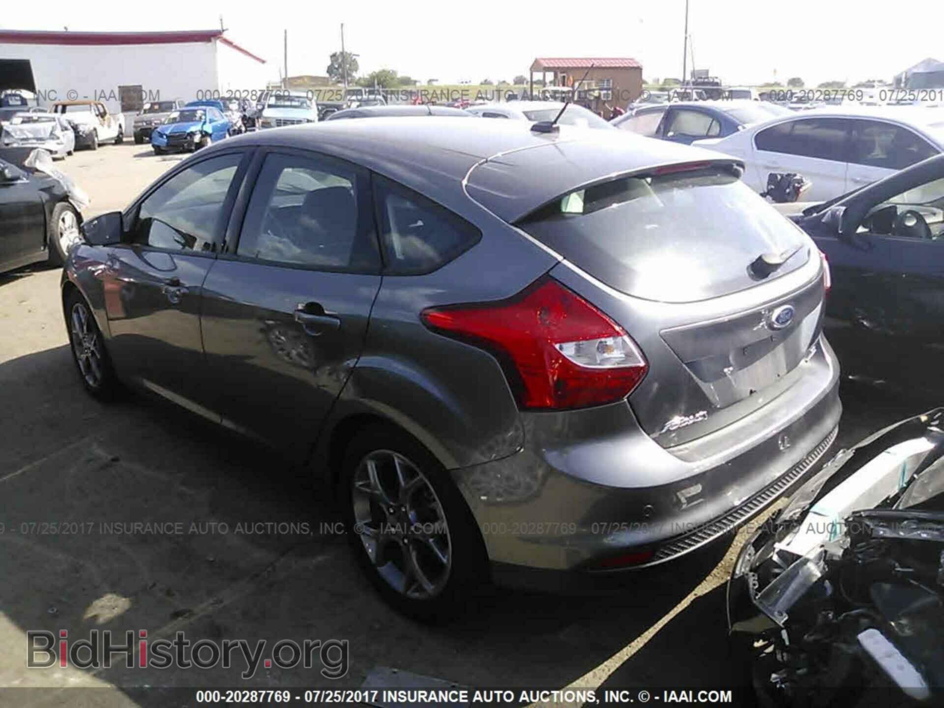 2013 Ford Focus - VIN: 1FADP3K24DL276608 - Photo 3