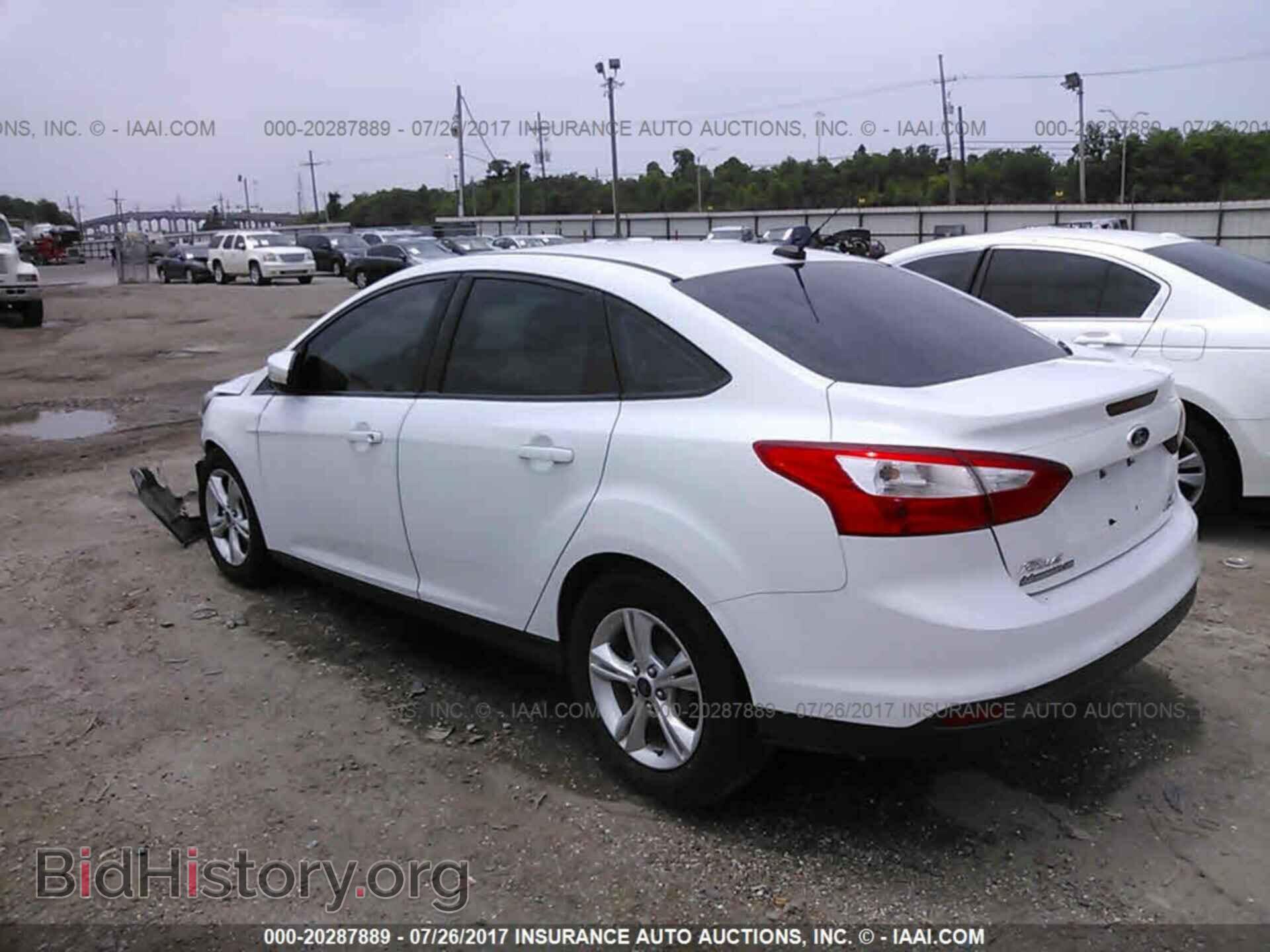 2013 Ford Focus - VIN: 1FADP3F2XDL302414 - Фото 3