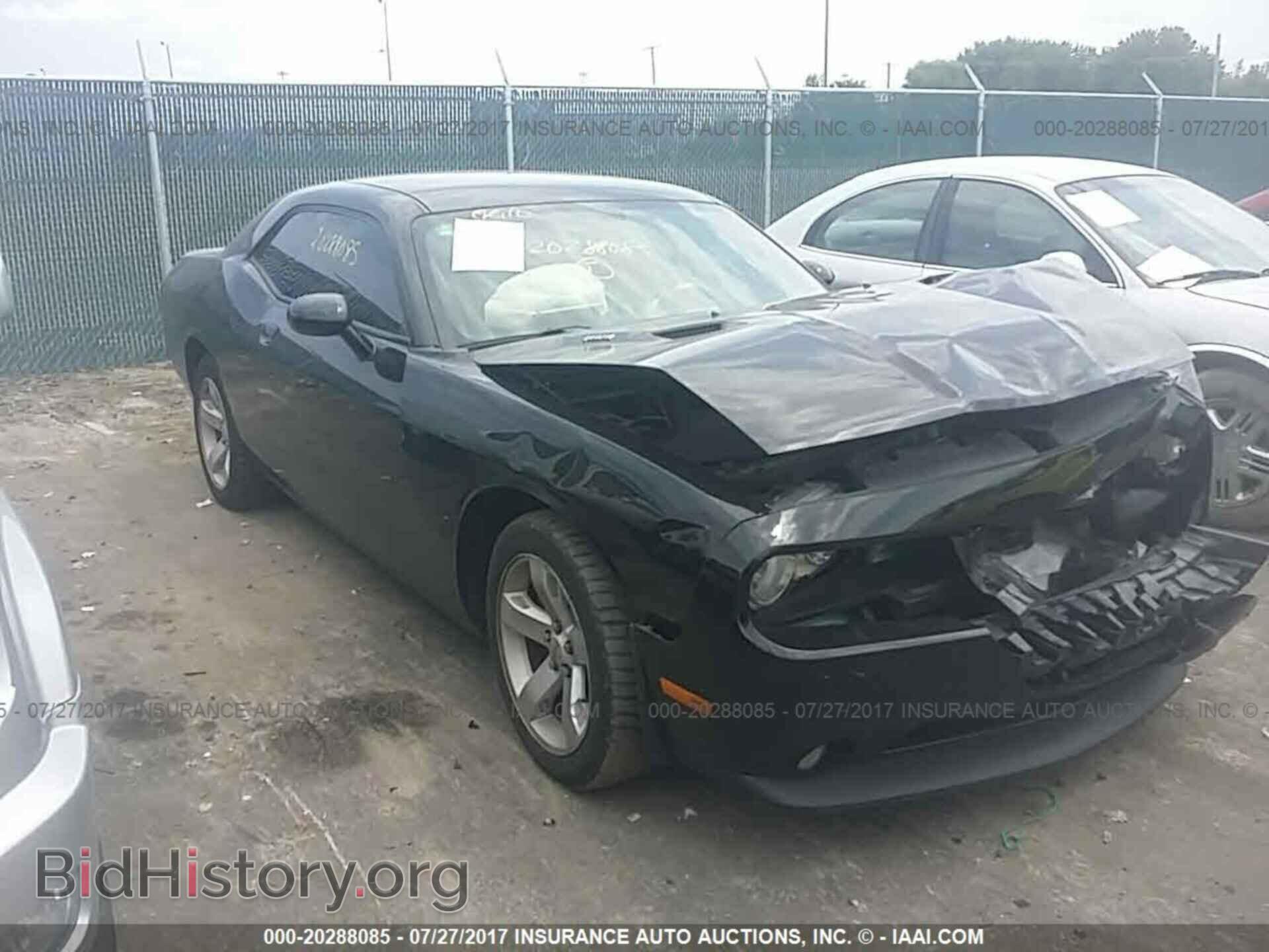 Photo 2C3CDYBT2CH286171 - Dodge Challenger 2012