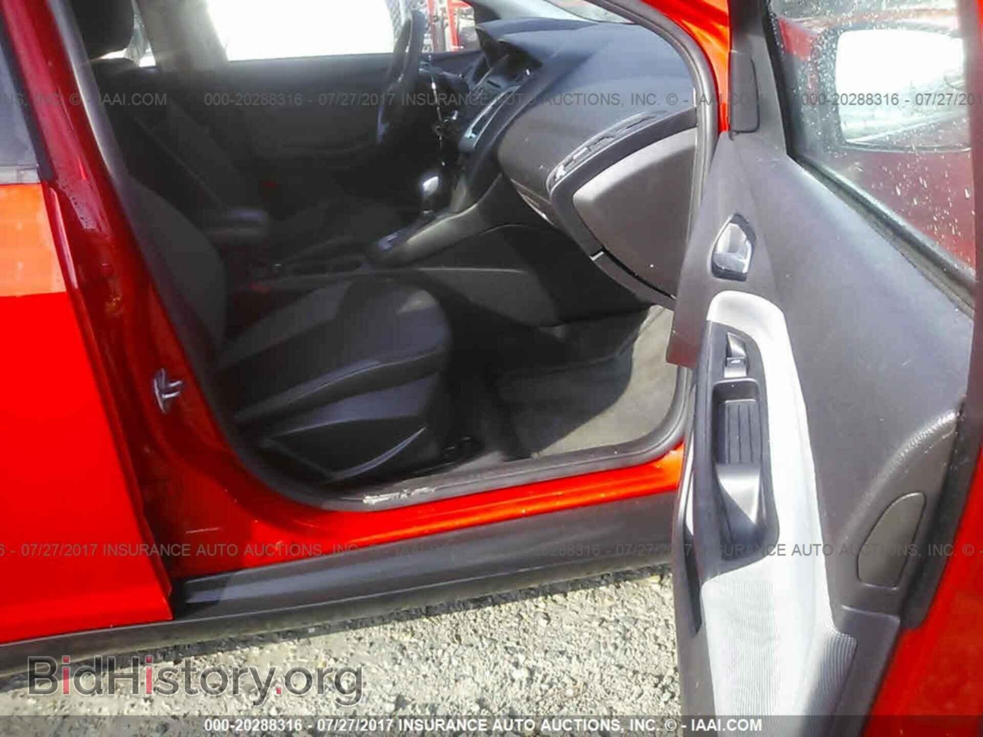 2014 Ford Focus - VIN: 1FADP3K28EL211715 - Фото 5