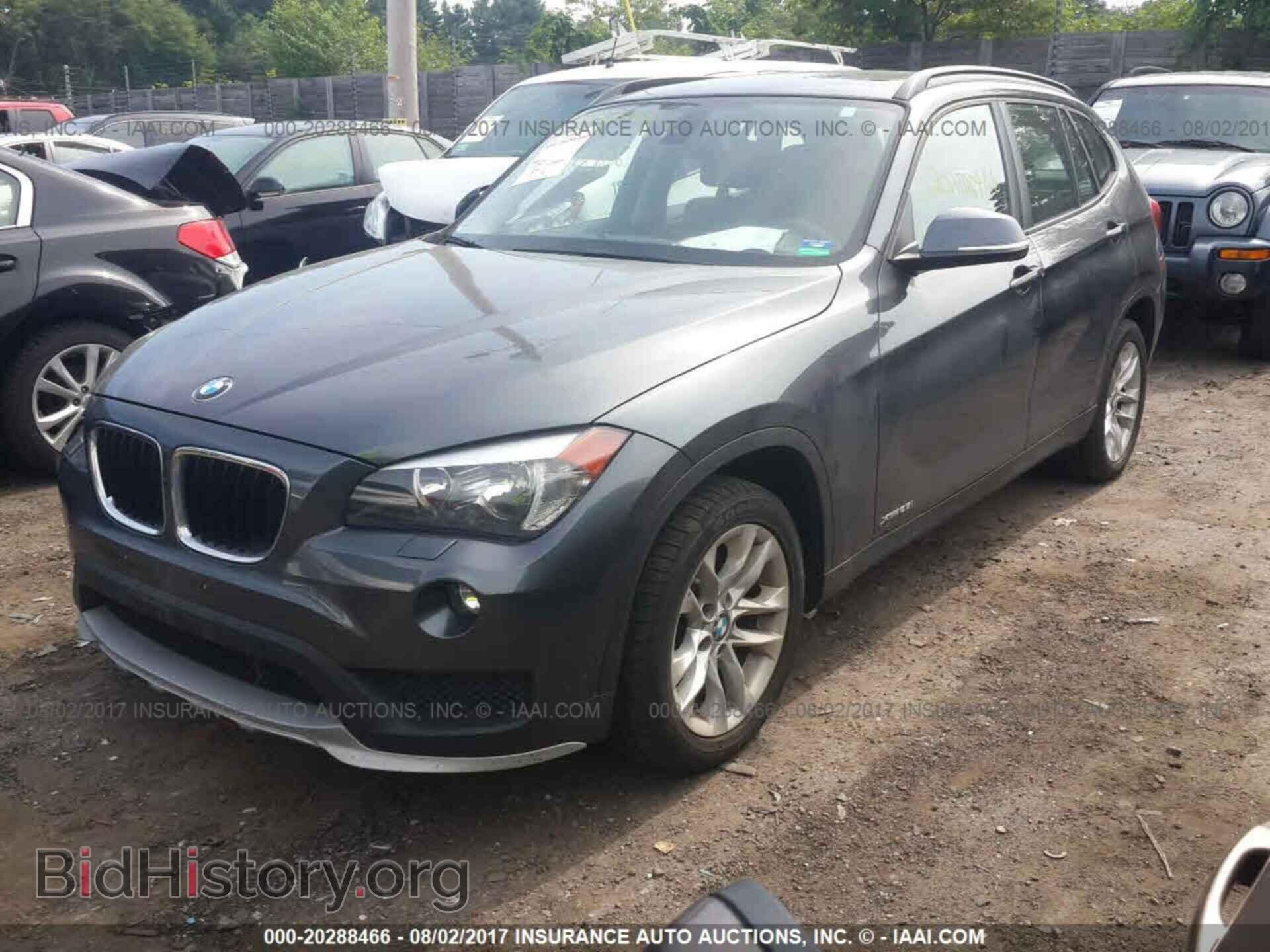 2015 Bmw X1 - VIN: WBAVL1C55FVY32324 - Фото 2