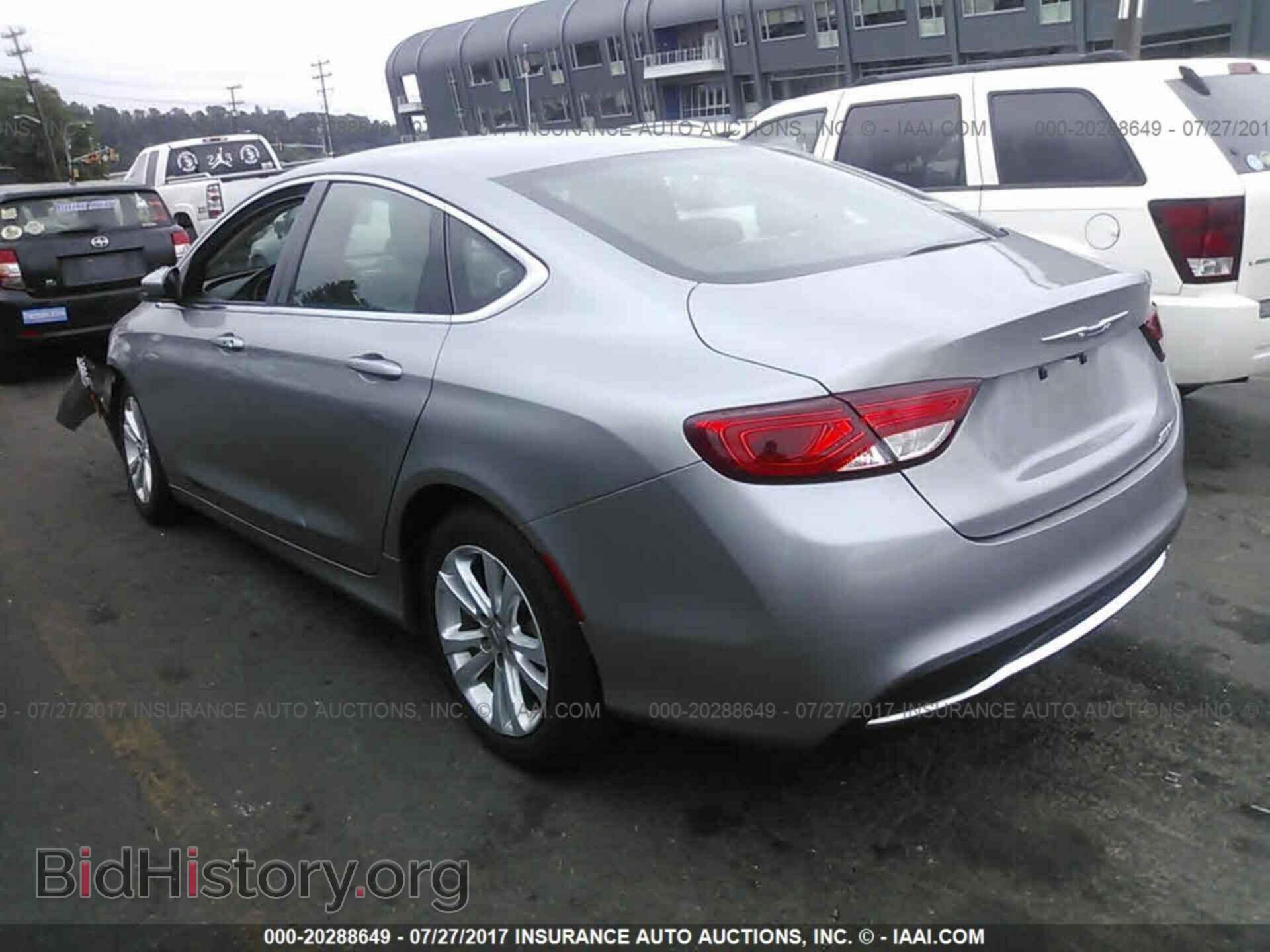 2015 Chrysler 200 - VIN: 1C3CCCAB7FN653575 - Photo 3