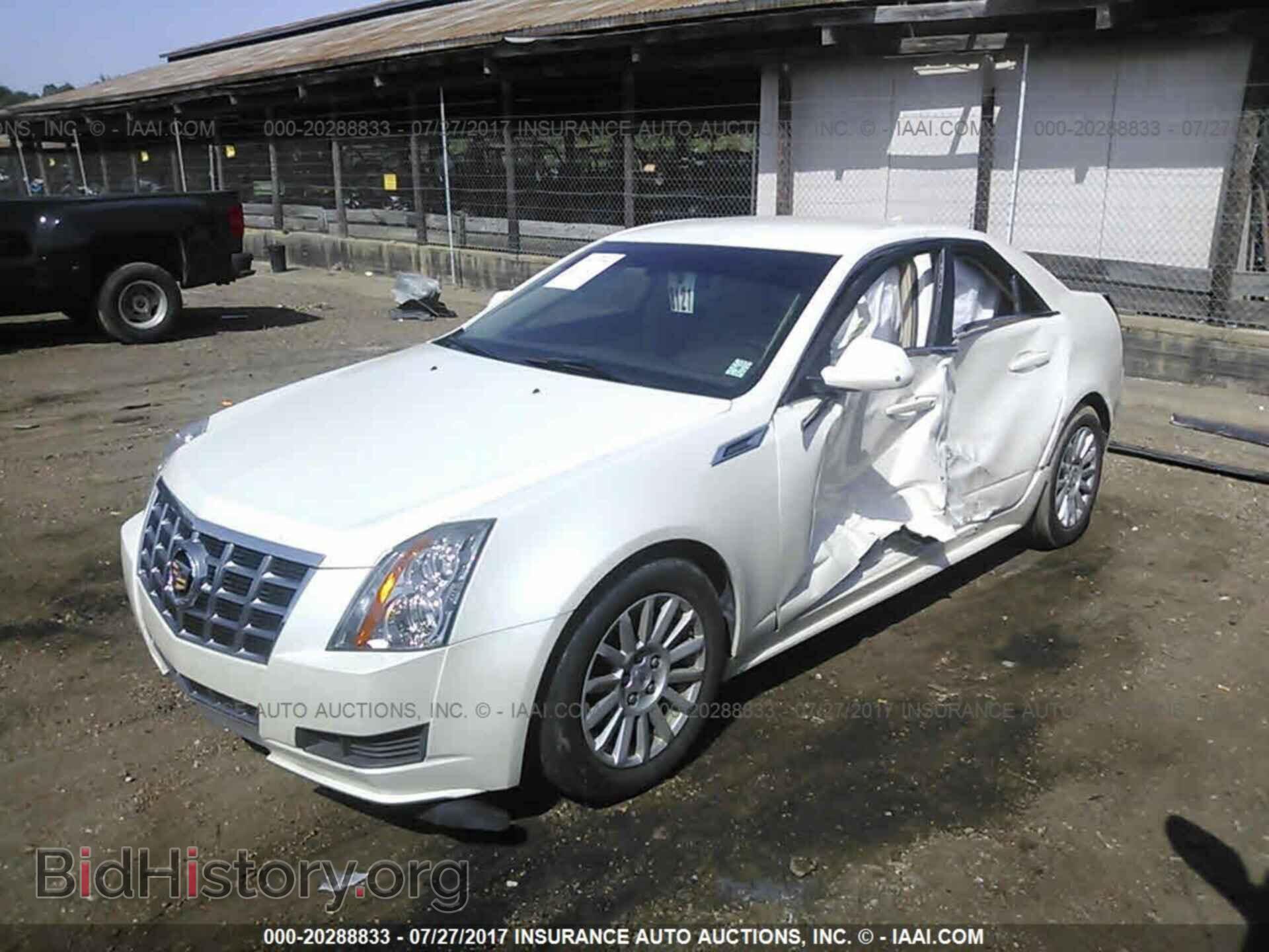 2013 Cadillac Cts - VIN: 1G6DE5E55D0134595 - Photo 2