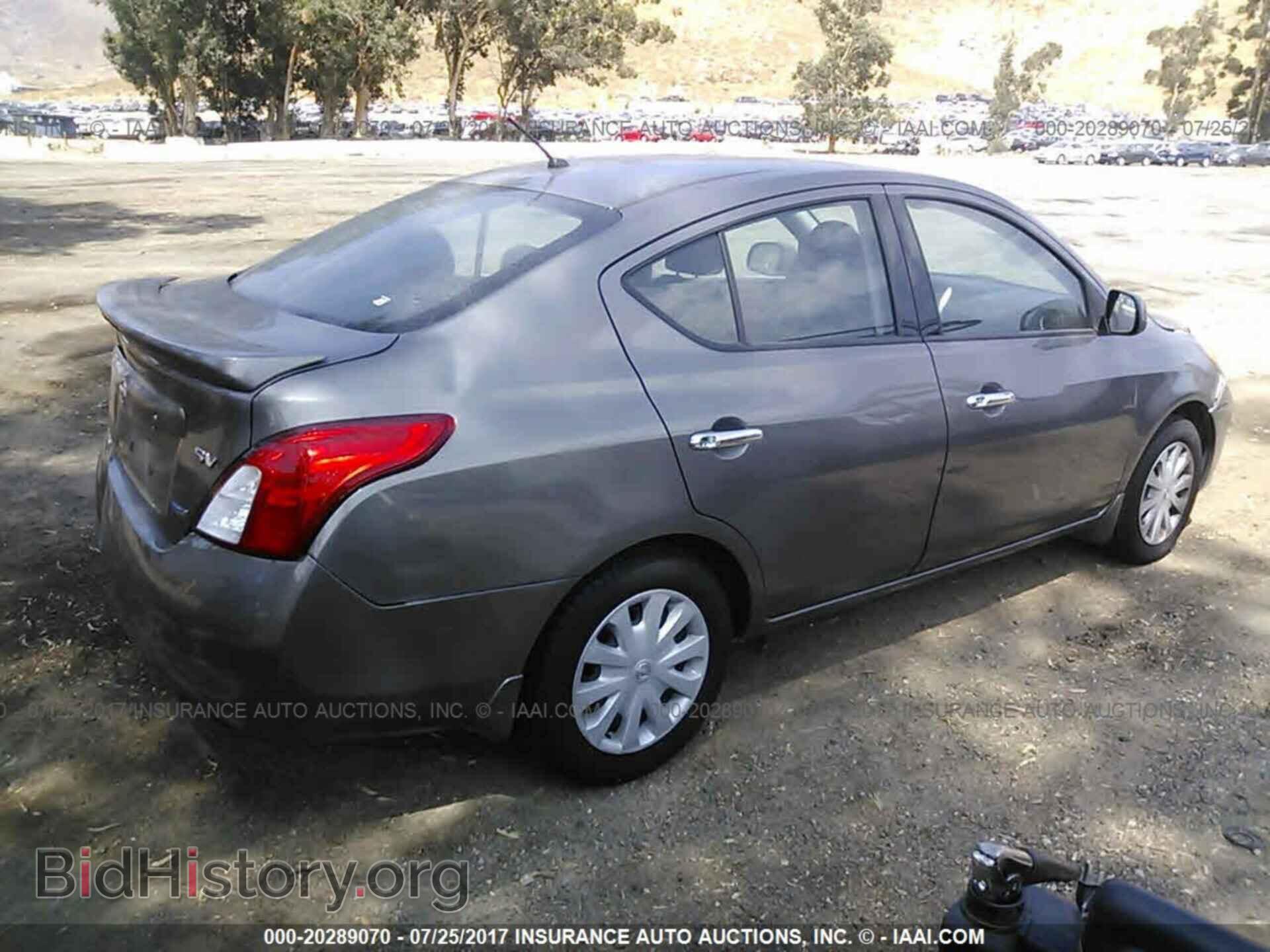 2014 Nissan Versa - VIN: 3N1CN7AP3EL876707 - Фото 4