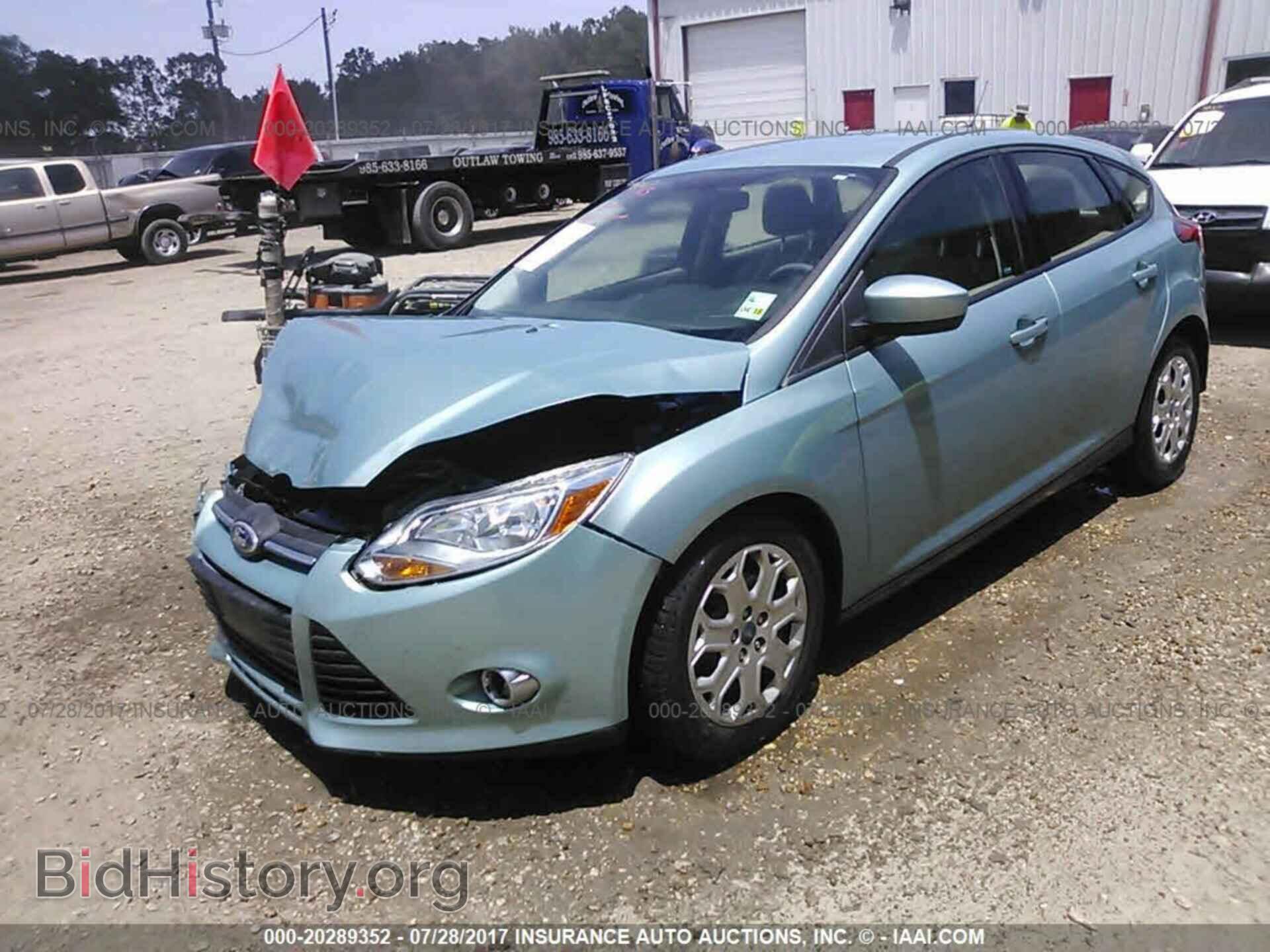 2012 Ford Focus - VIN: 1FAHP3K29CL111007 - Photo 2
