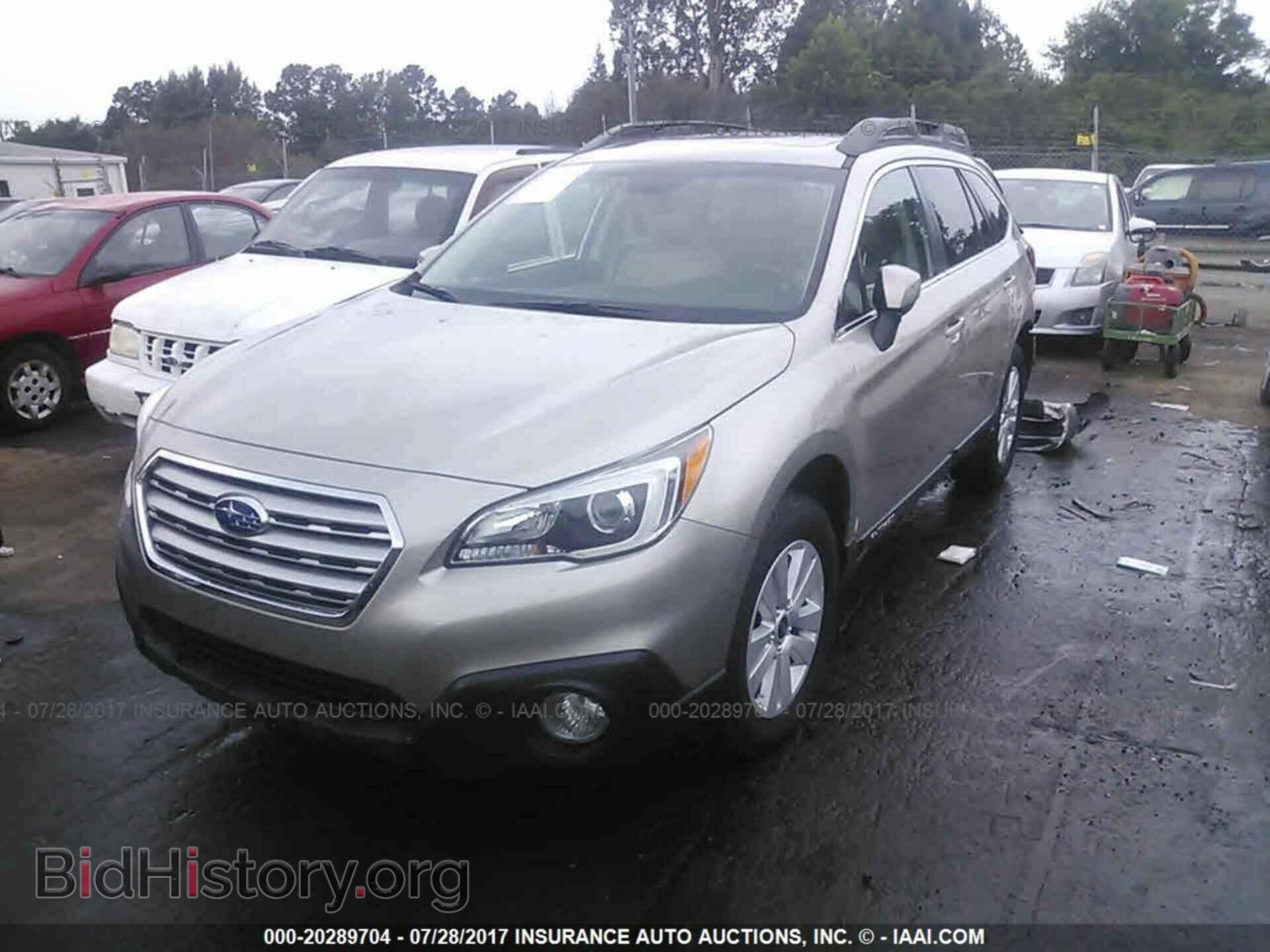 2015 Subaru Outback - VIN: 4S4BSBHC7F3296392 - Фото 2