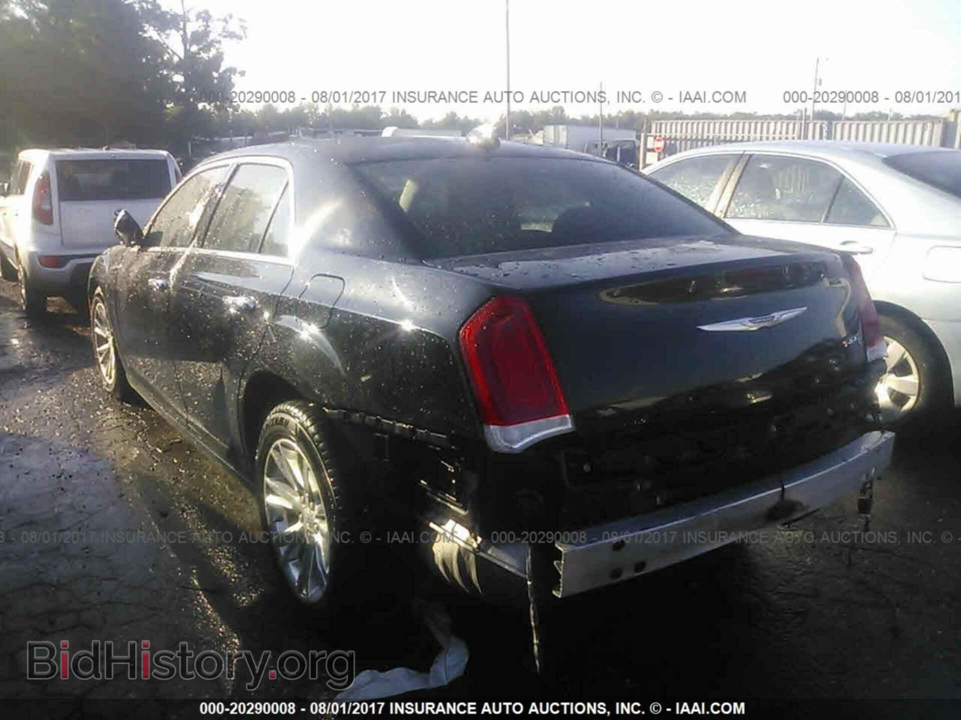 2015 Chrysler 300c - VIN: 2C3CCAEG9FH755365 - Фото 3