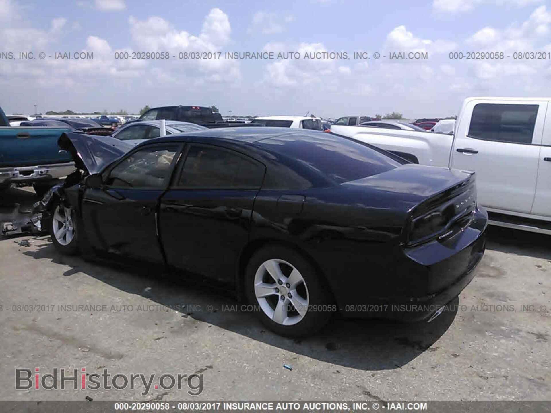 2011 Dodge Charger - VIN: 2B3CL3CGXBH566911 - Фото 3
