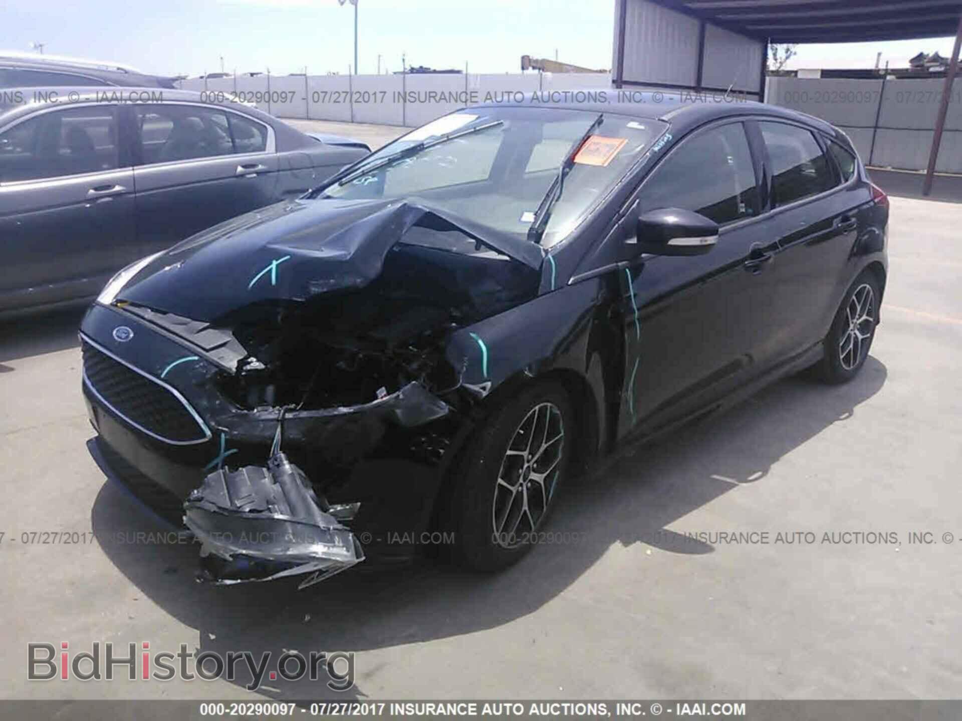 2016 Ford Focus - VIN: 1FADP3K29GL383366 - Фото 2