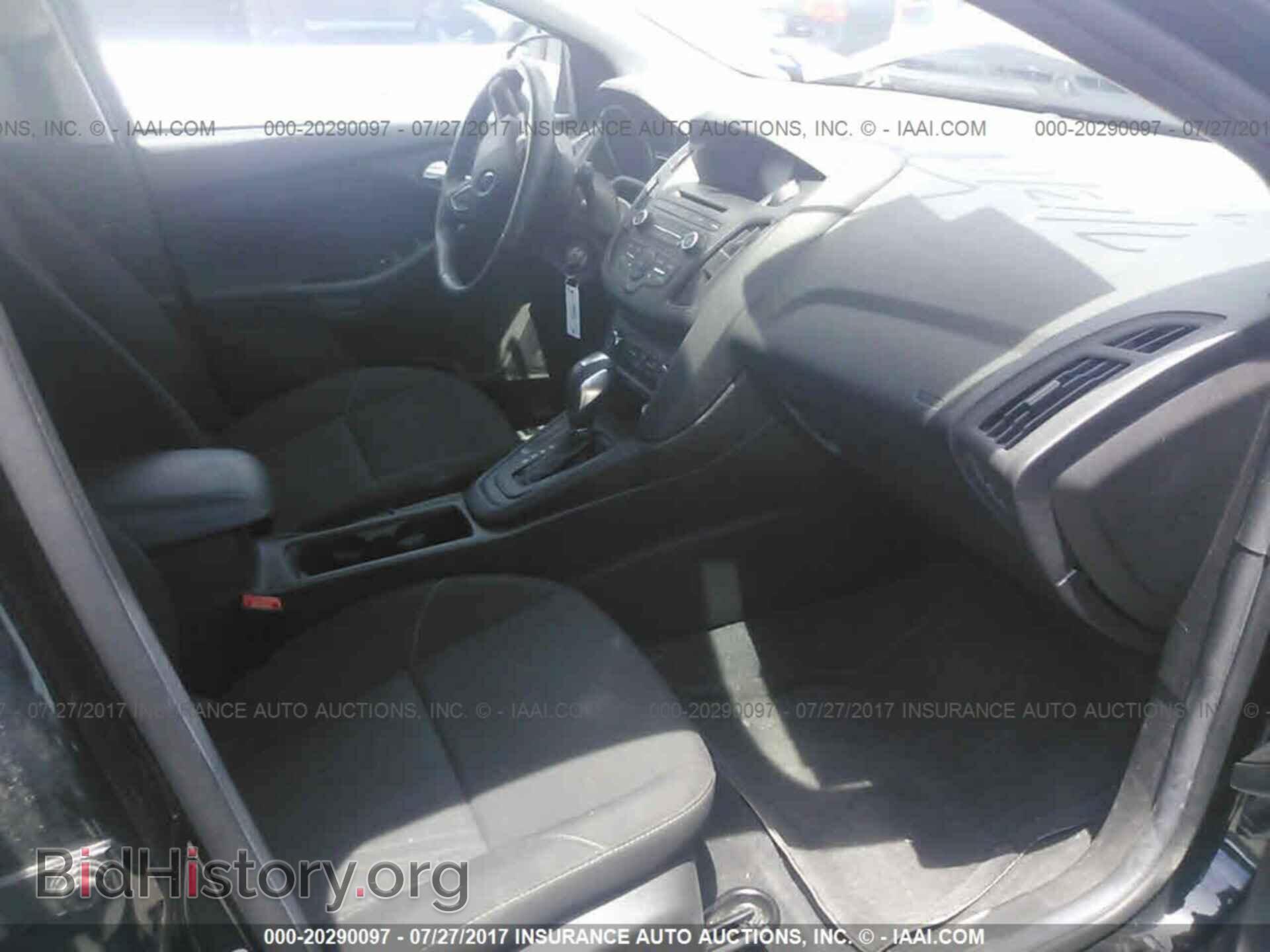 2016 Ford Focus - VIN: 1FADP3K29GL383366 - Фото 5