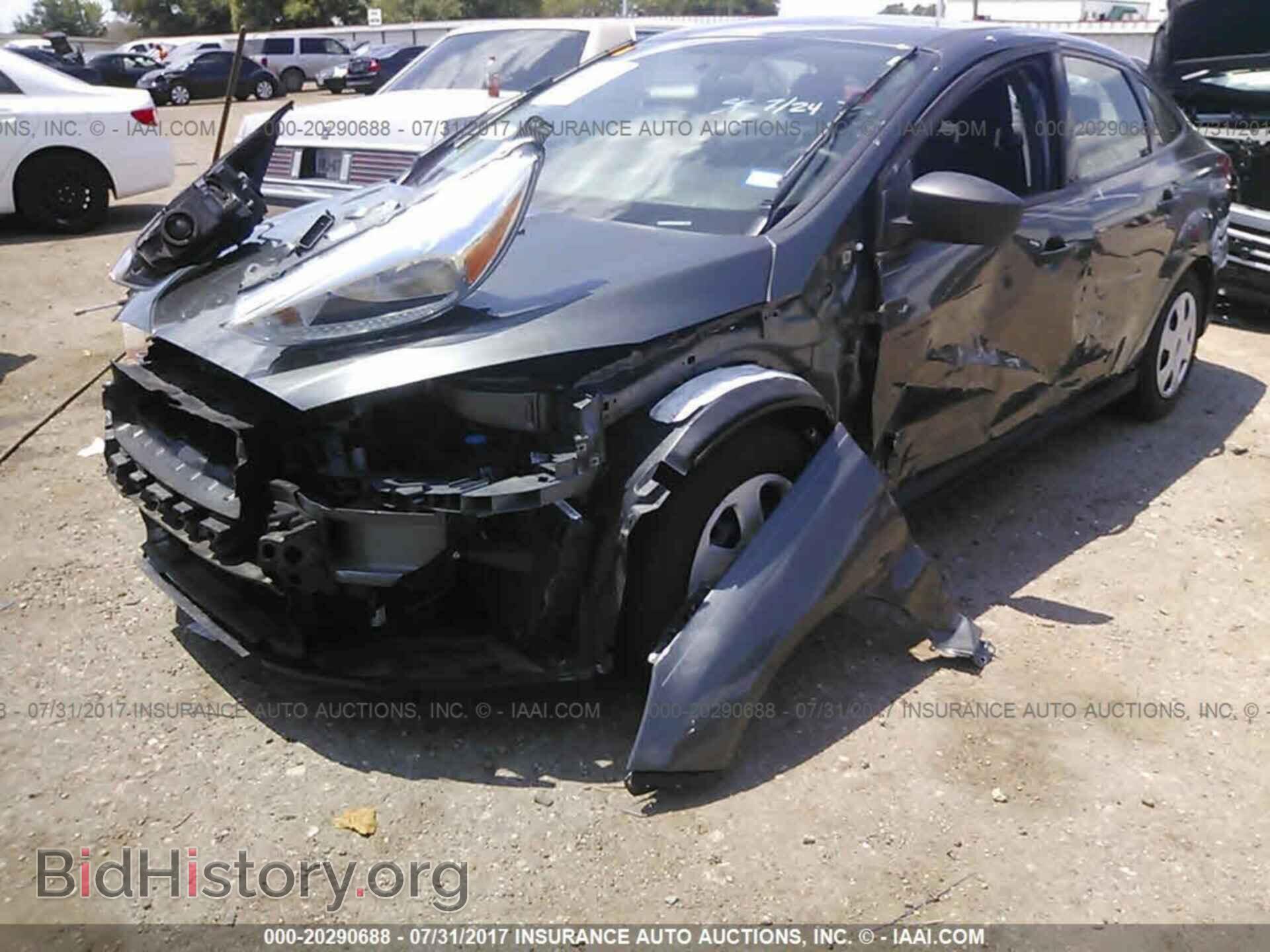 2016 Ford Focus - VIN: 1FADP3E21GL383437 - Photo 6