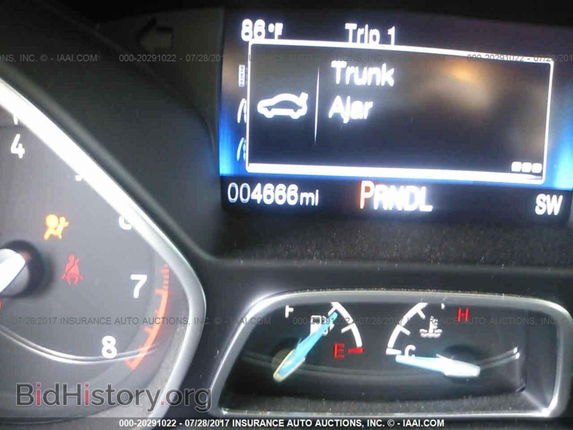 2016 Ford Focus - VIN: 1FADP3K24GL276337 - Photo 7
