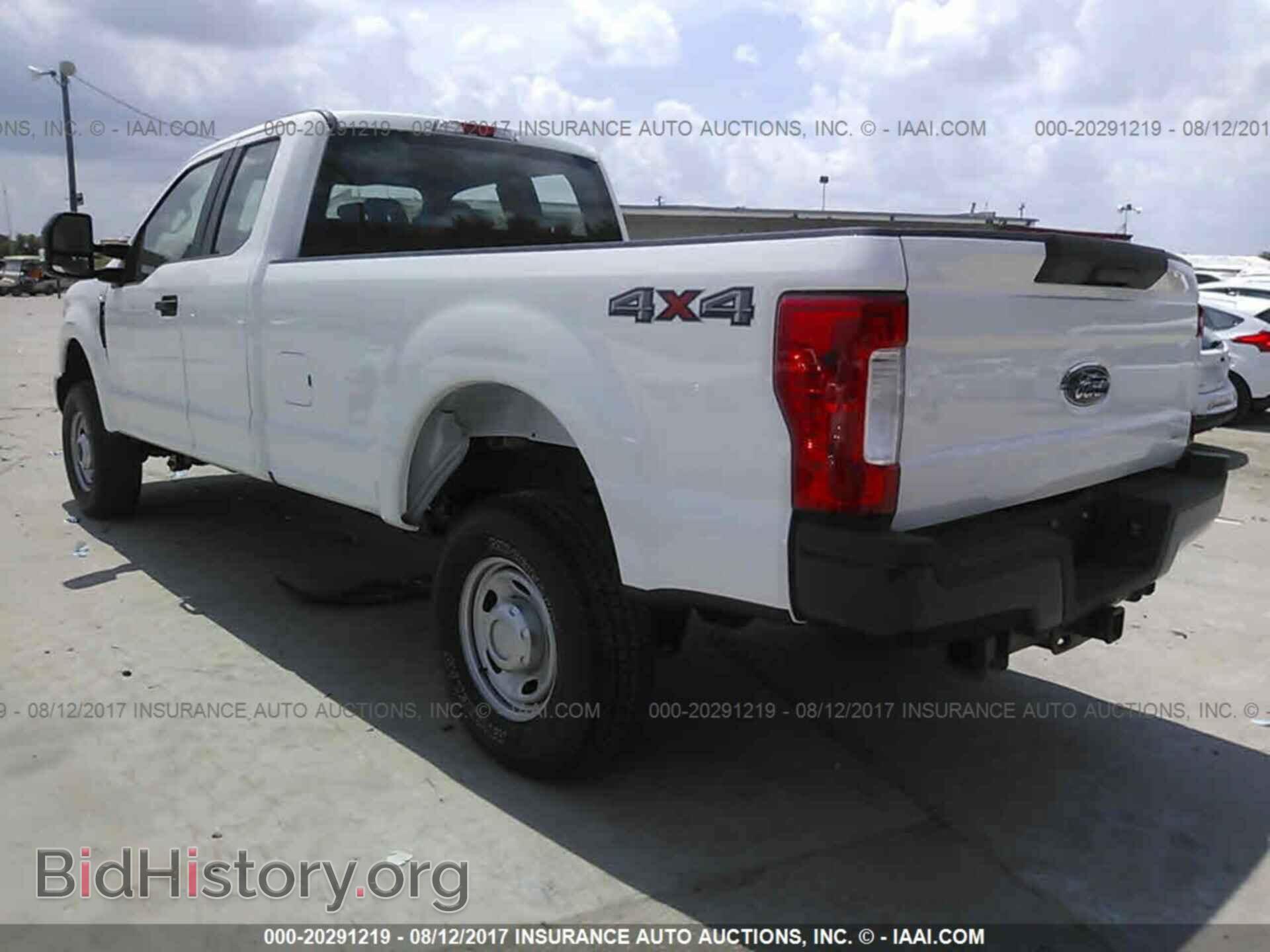 2017 Ford F250 - VIN: 1FT7X2B63HED20175 - Фото 3