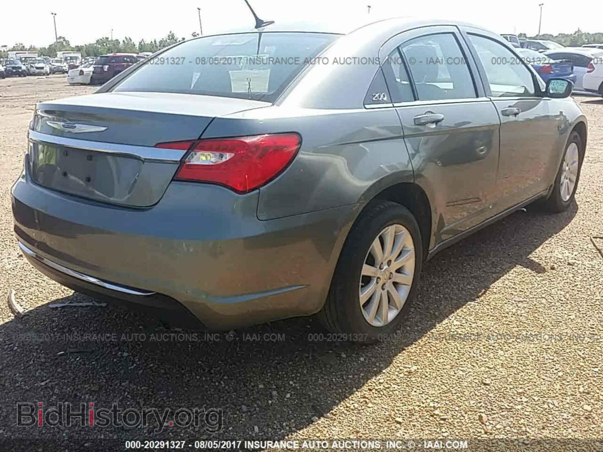 2013 Chrysler 200 - VIN: 1C3CCBBB9DN514019 - Photo 4