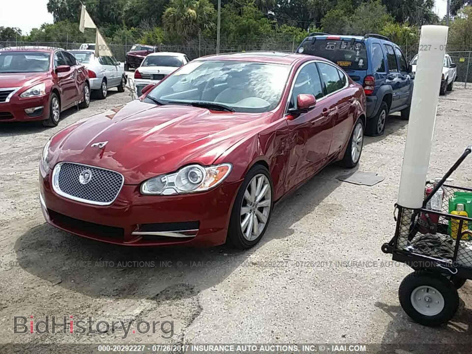 2011 Jaguar Xf - VIN: SAJWA0GB4BLS19190 - Фото 2